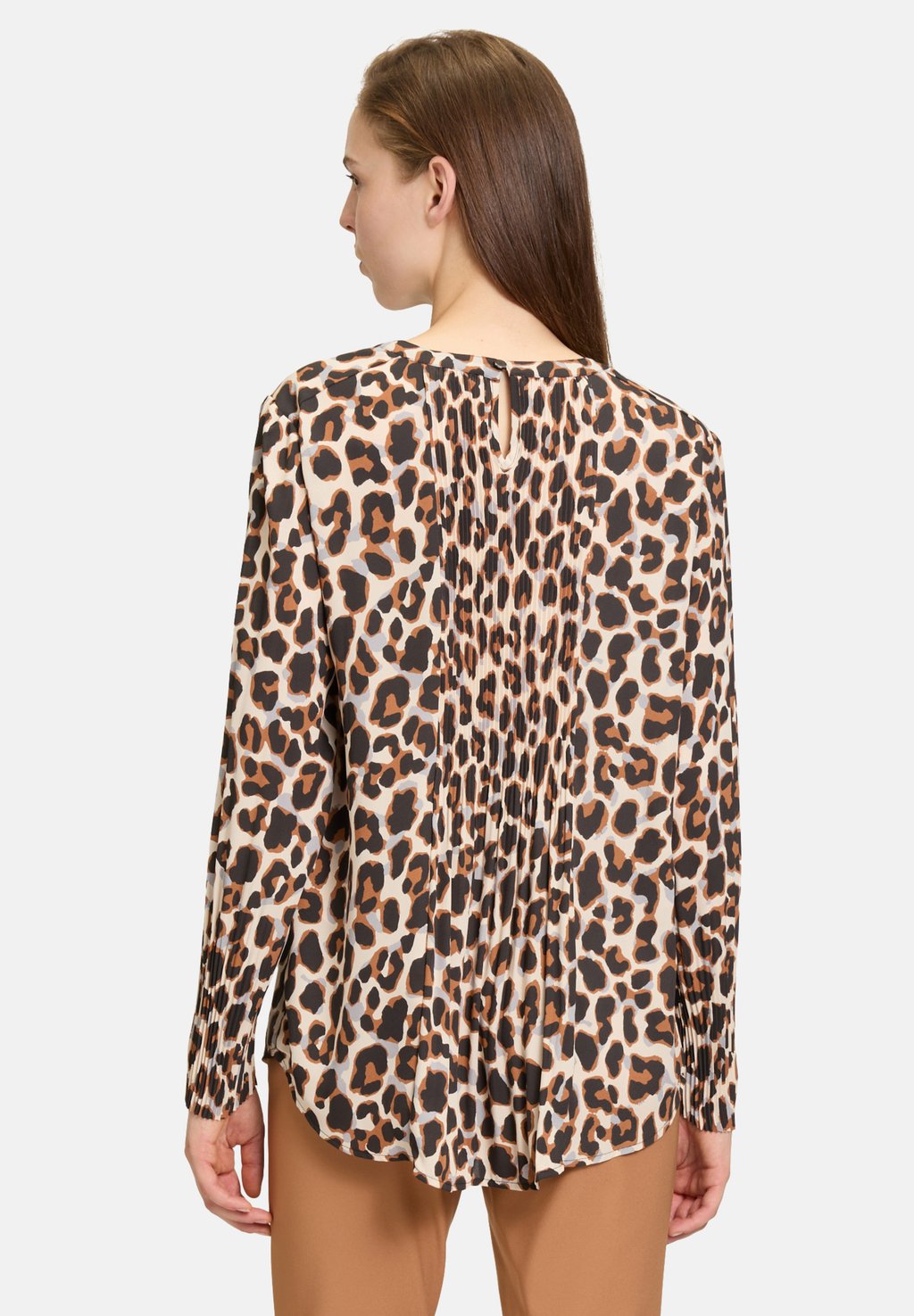 Блуза SCHLUPF MIT PLISSEE Betty Barclay, бежевый
Блуза SCHLUPF MIT PLISSEE Betty Barclay, бежевый