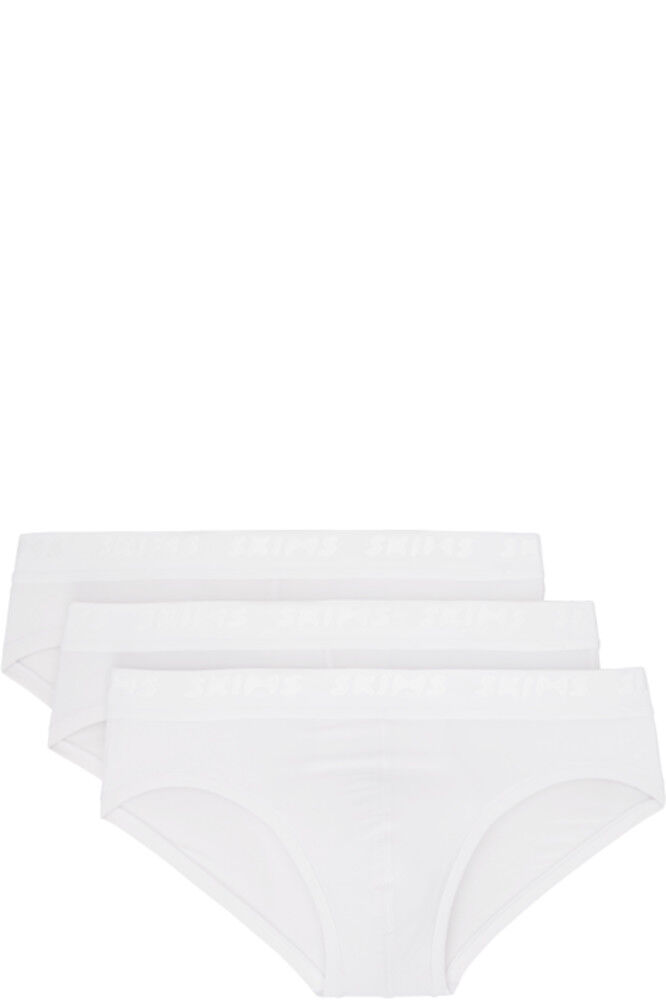 Упаковка из трех белых трусов-стрейч SKIMS
Упаковка из трех белых трусов-стрейч SKIMS