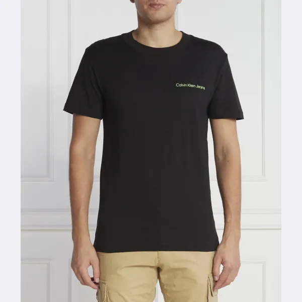 Футболка стандартного кроя с логотипом Calvin Klein, черный
Футболка стандартного кроя с логотипом Calvin Klein, черный