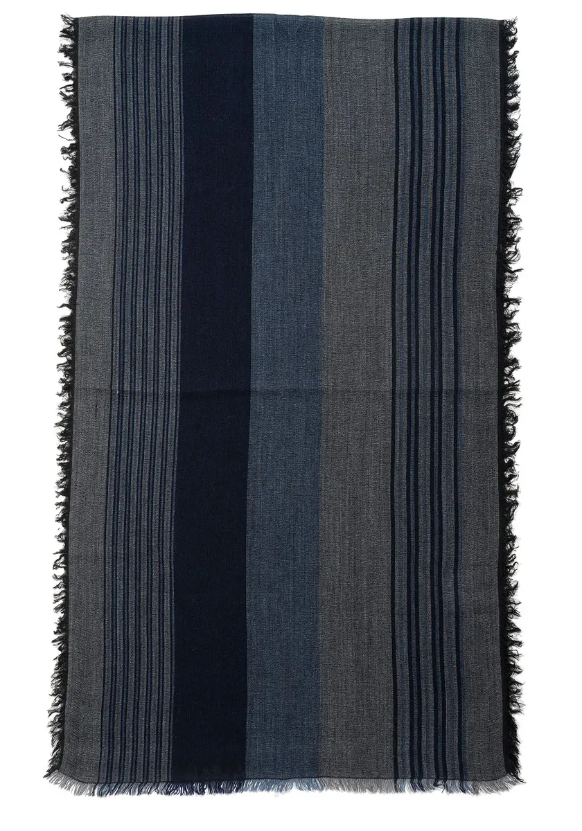 Шарф Cinque "ELIO", с бахромой по всему периметру, цвет морской волны
Шарф Cinque "ELIO", с бахромой по всему периметру, цвет морской волны