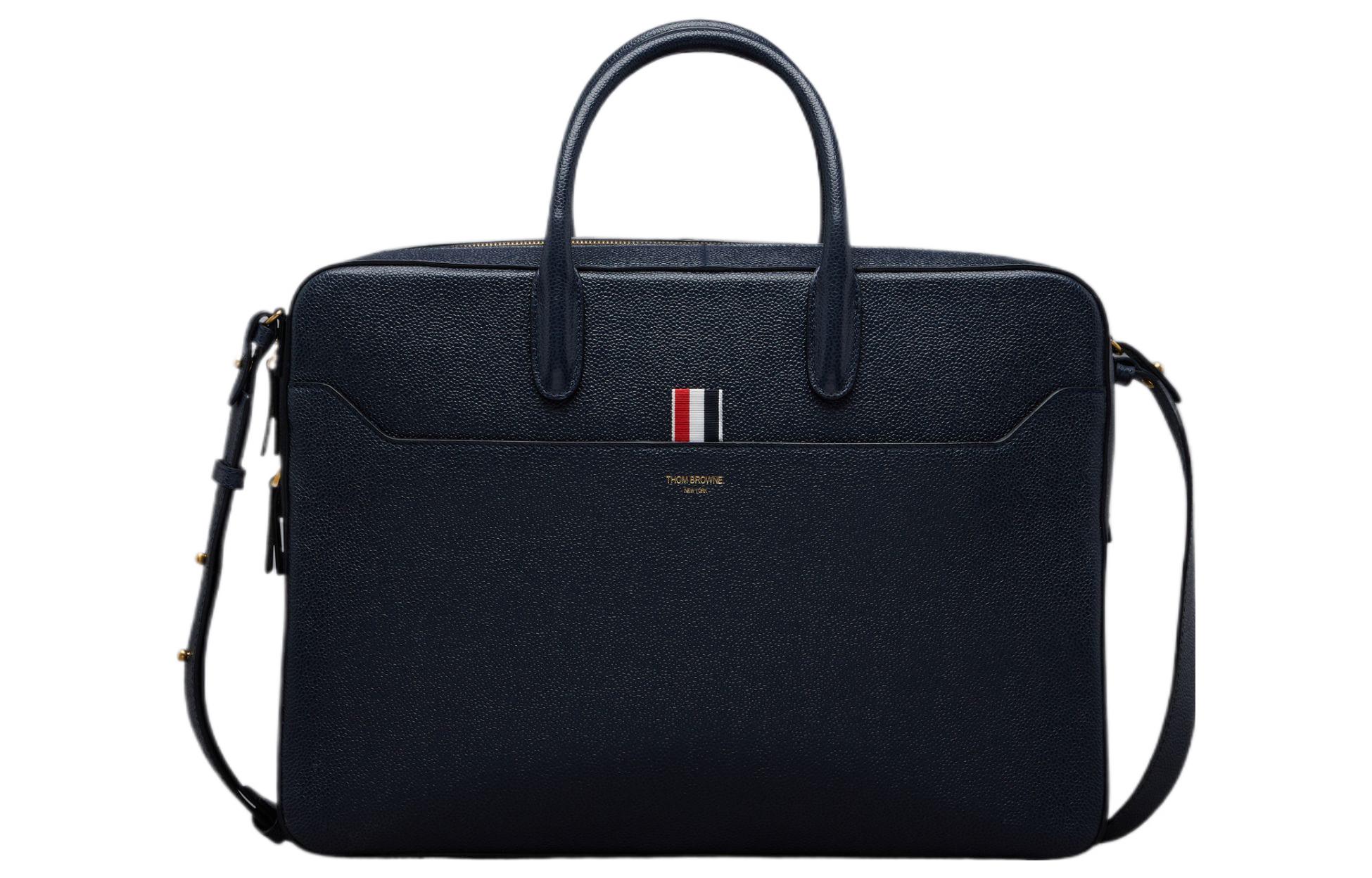 Сумка для ноутбука с верхней ручкой и логотипом THOM BROWNE
Сумка для ноутбука с верхней ручкой и логотипом THOM BROWNE