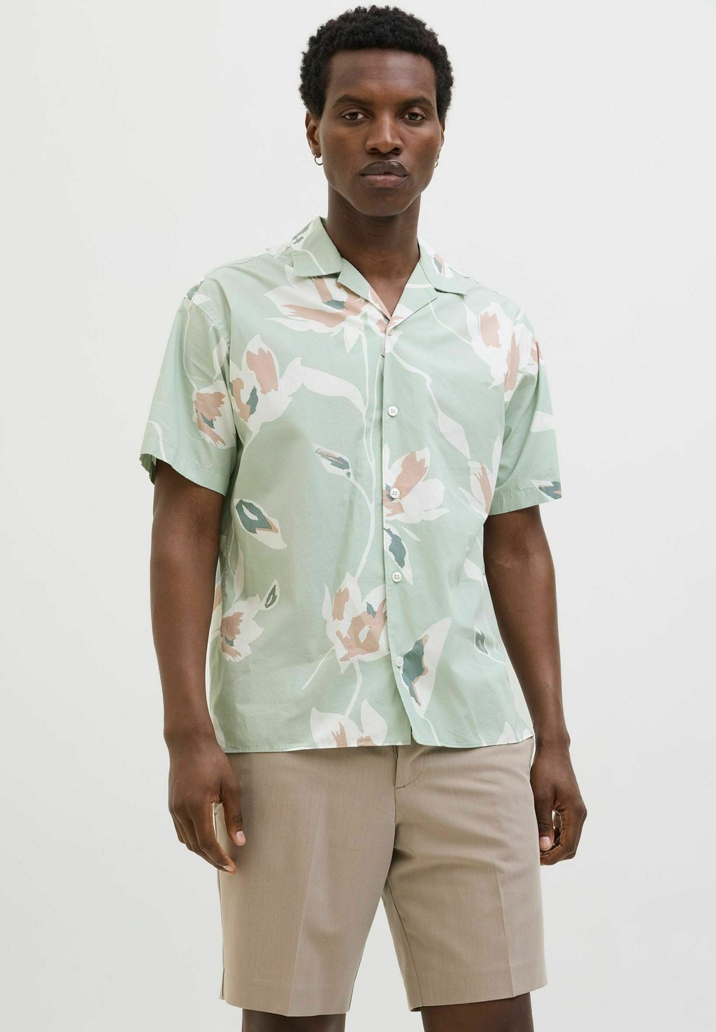 Рубашка RBLAPALERMO RESORT Jack & Jones PREMIUM, мятный
Рубашка RBLAPALERMO RESORT Jack & Jones PREMIUM, мятный