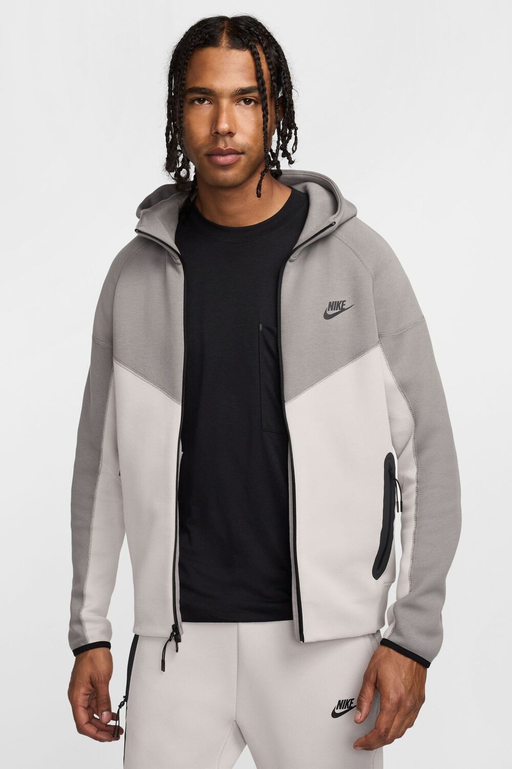 Толстовка с капюшоном из технологического флиса на молнии Nike, серый
Толстовка с капюшоном из технологического флиса на молнии Nike, серый