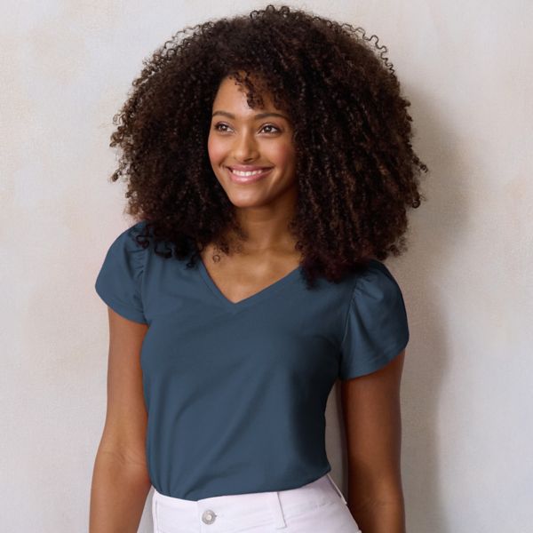 Футболка с v-образным вырезом и рукавами тюльпан мини Lc Lauren Conrad, цвет seattle navy
Футболка с v-образным вырезом и рукавами тюльпан мини Lc Lauren Conrad, цвет seattle navy