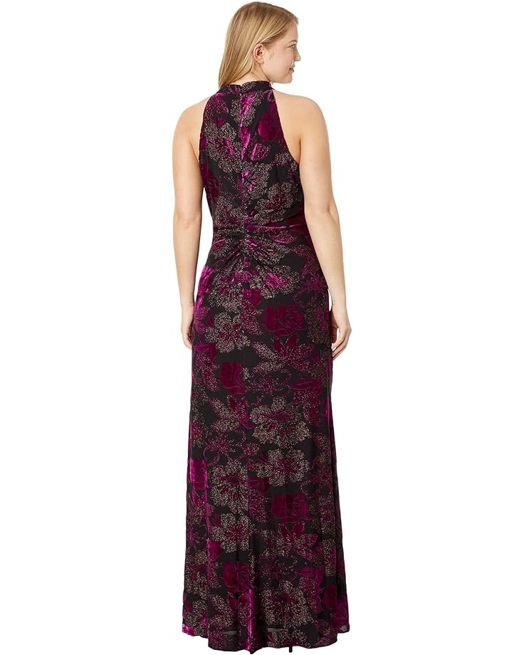 Платье Adrianna Papell Metallic Velvet Long Halter Gown, цвет Black Violet
Платье Adrianna Papell Metallic Velvet Long Halter Gown, цвет Black Violet