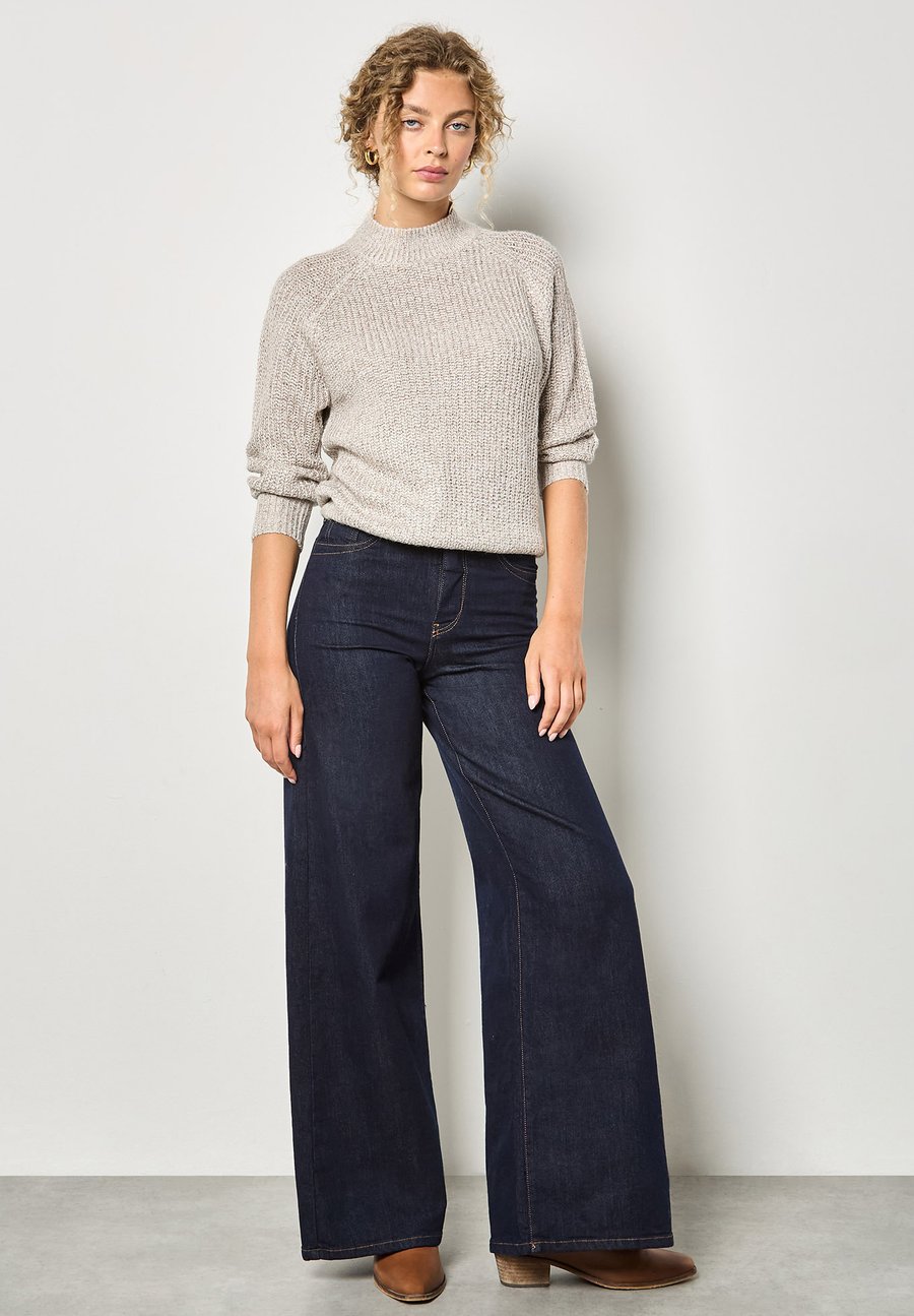 Джемпер Apricot Jumper, Cream/Beige
Джемпер Apricot Jumper, Cream/Beige