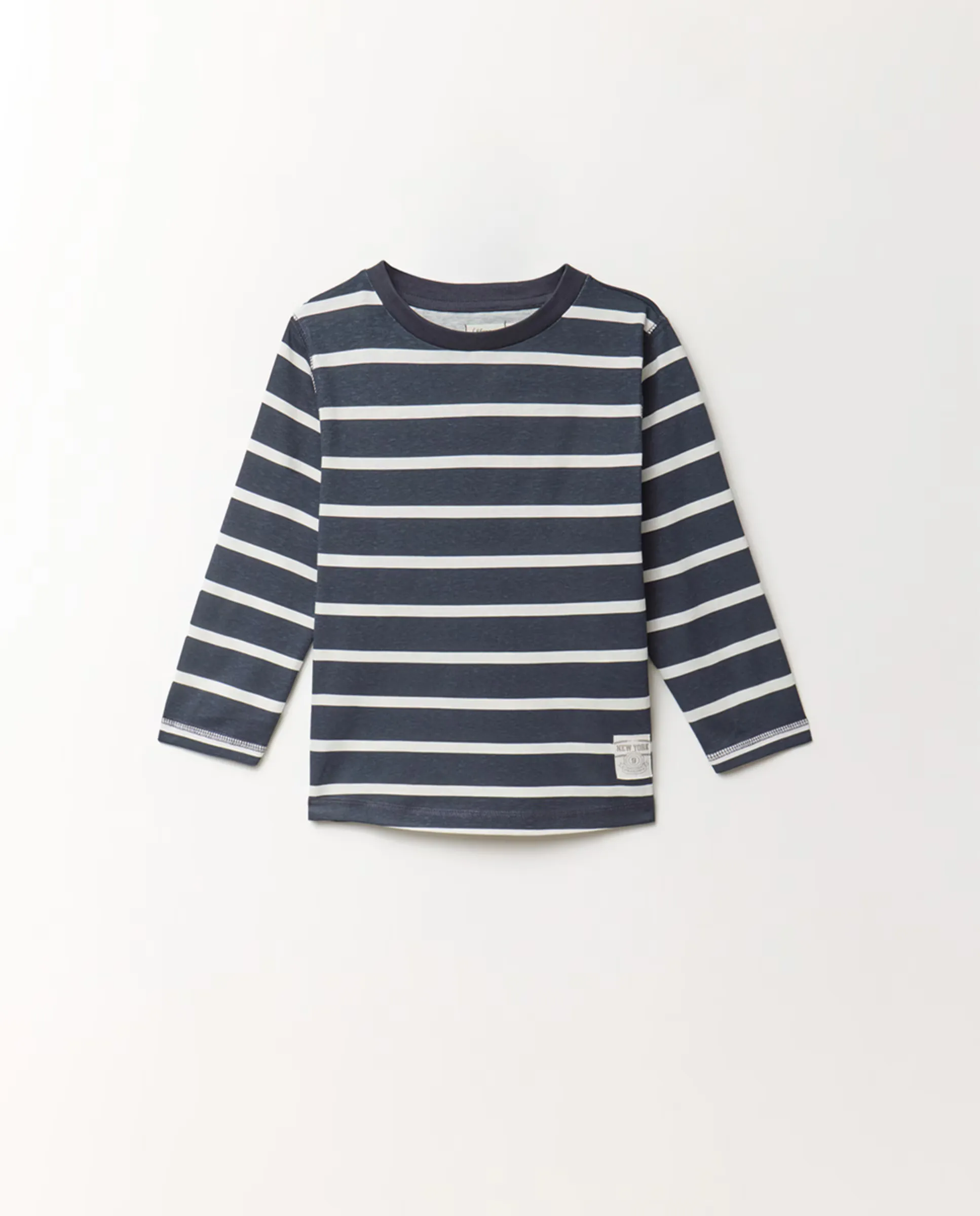 Базовая футболка в полоску Sfera, темно-синий
Базовая футболка в полоску Sfera, темно-синий