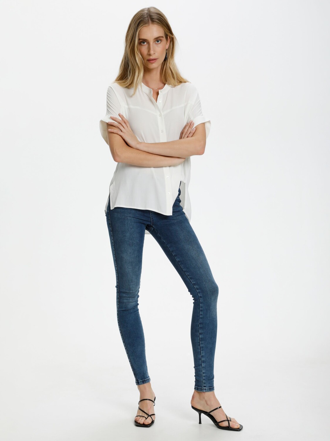 Рубашка Soaked In Luxury Helia, сломанный белый
Рубашка Soaked In Luxury Helia, сломанный белый