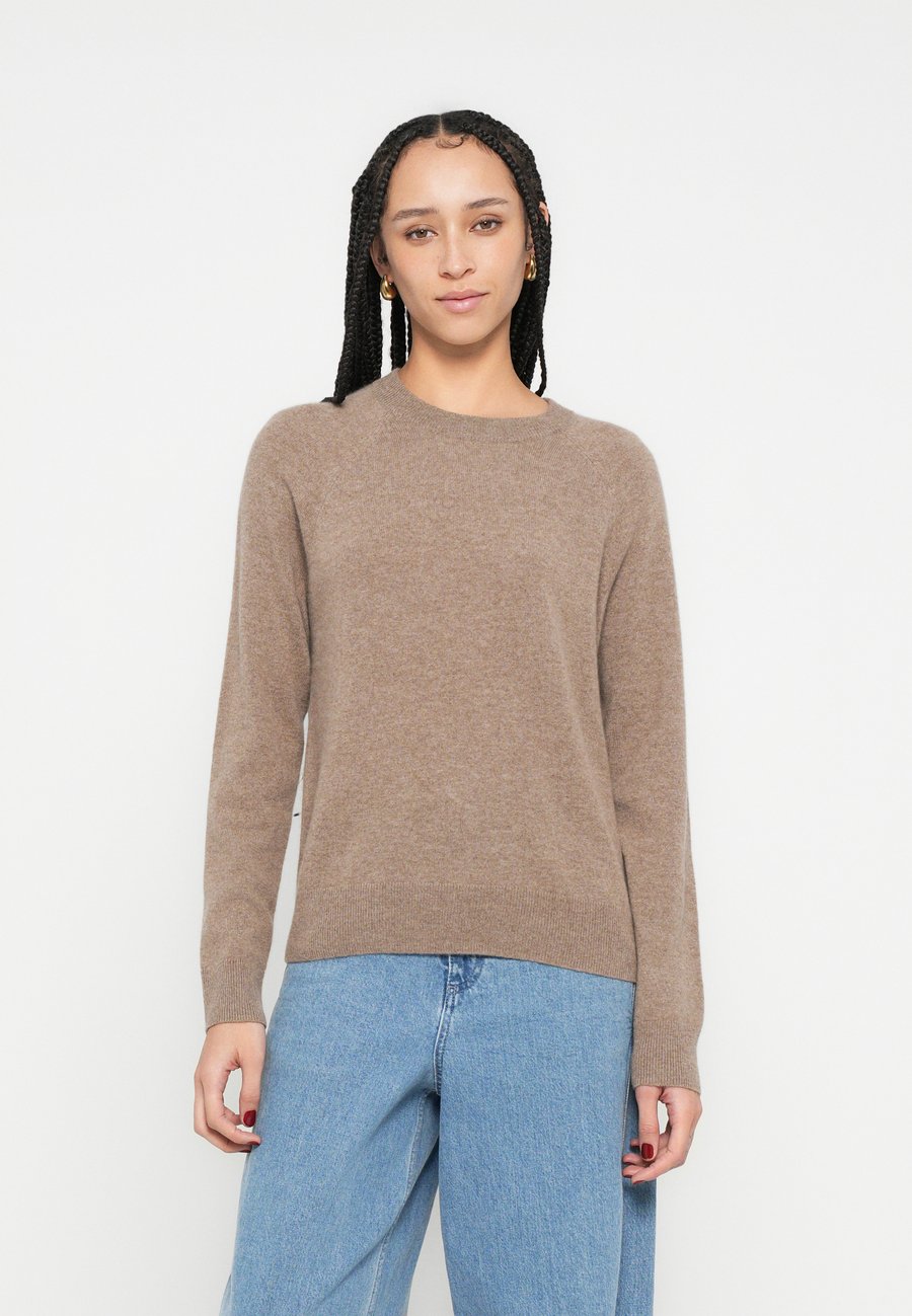 Джемпер Samsøe Samsøe BOSTON O NECK, Nature Taupe/Light Brown
Джемпер Samsøe Samsøe BOSTON O NECK, Nature Taupe/Light Brown