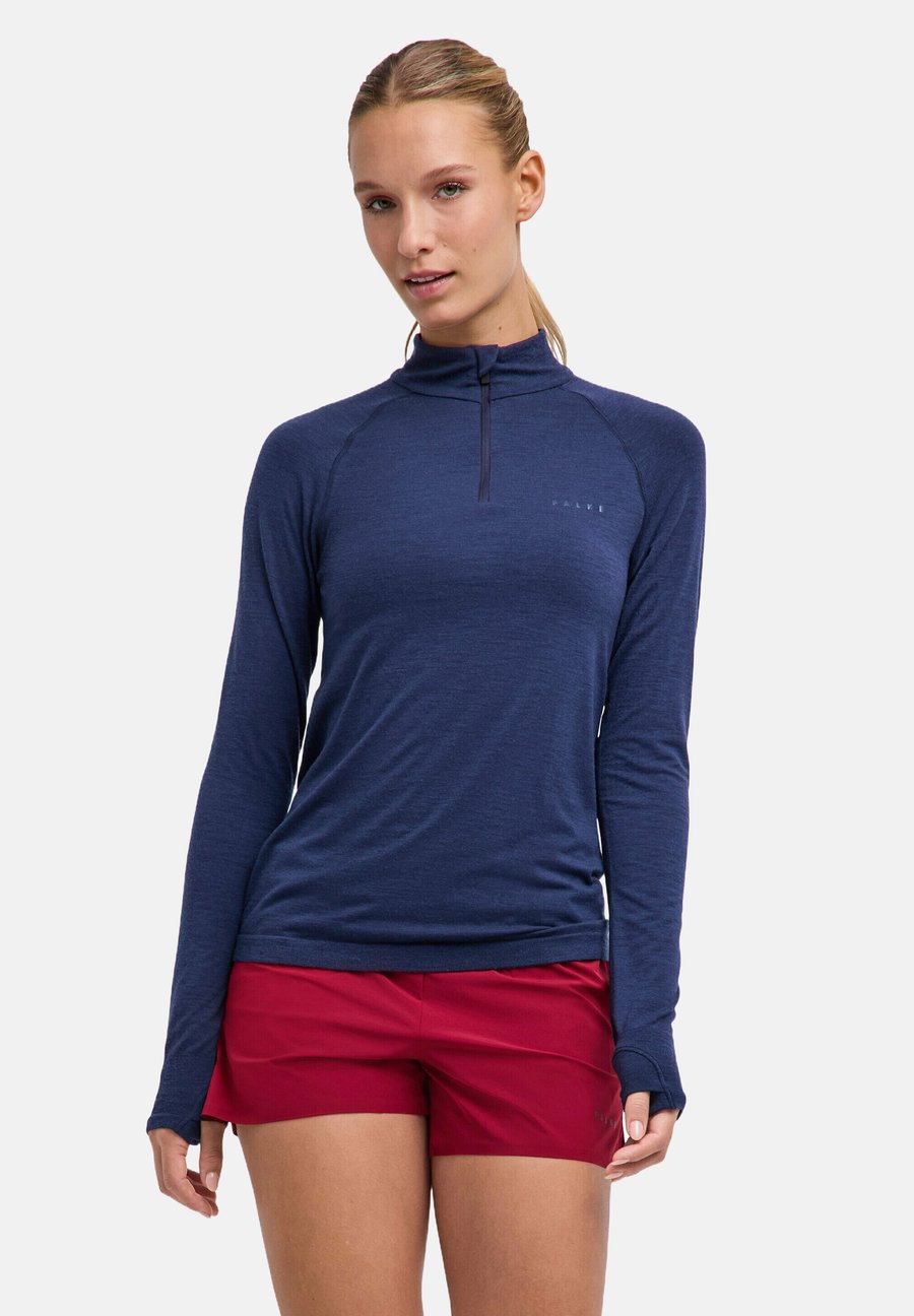 Топ FALKE Long sleeved top, Space Blue/Blue
Топ FALKE Long sleeved top, Space Blue/Blue