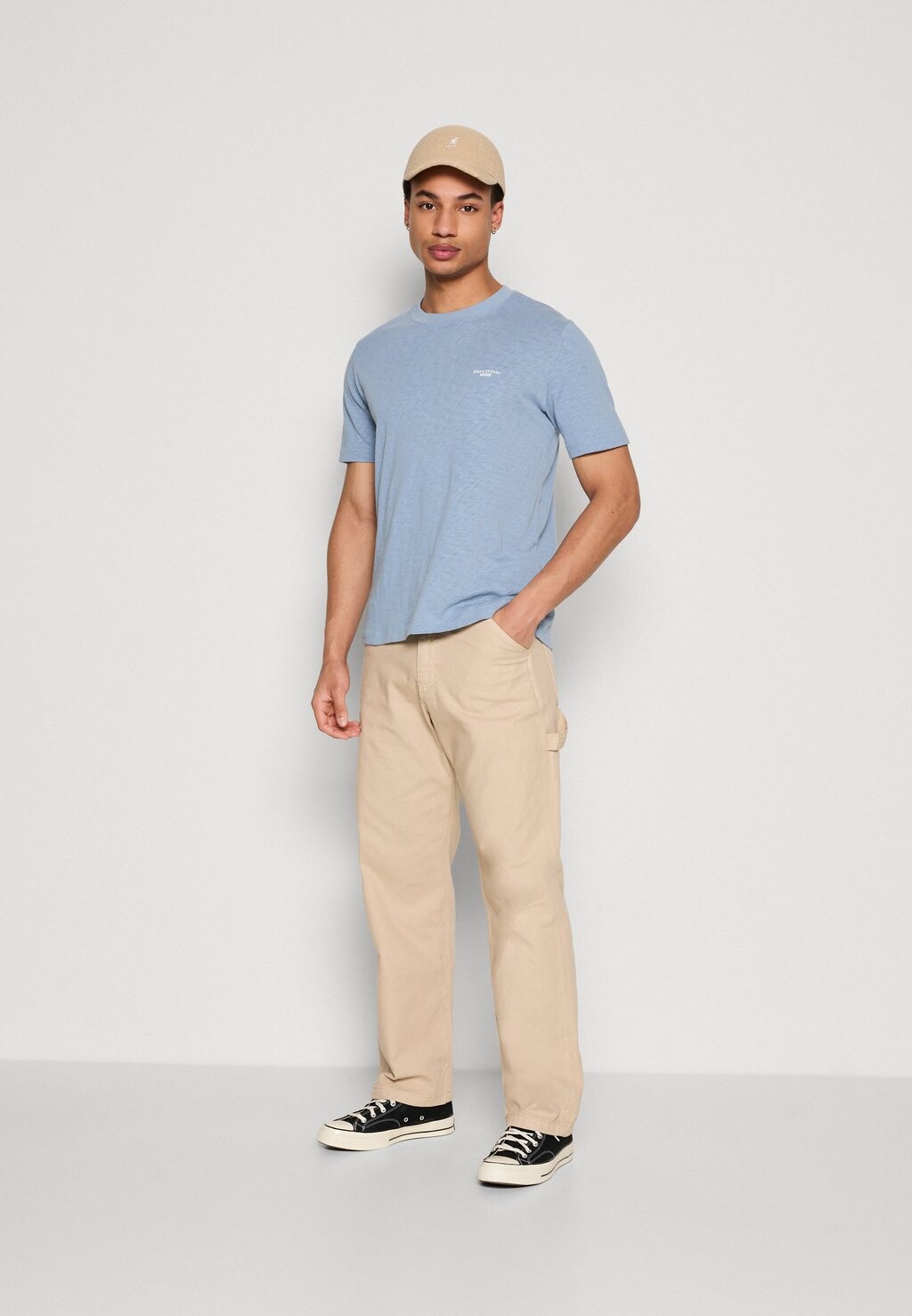 Базовая футболка Short Sleeve Logo Print Regular Fit Marc O'Polo DENIM, светло-голубая
Базовая футболка Short Sleeve Logo Print Regular Fit Marc O'Polo DENIM, светло-голубая