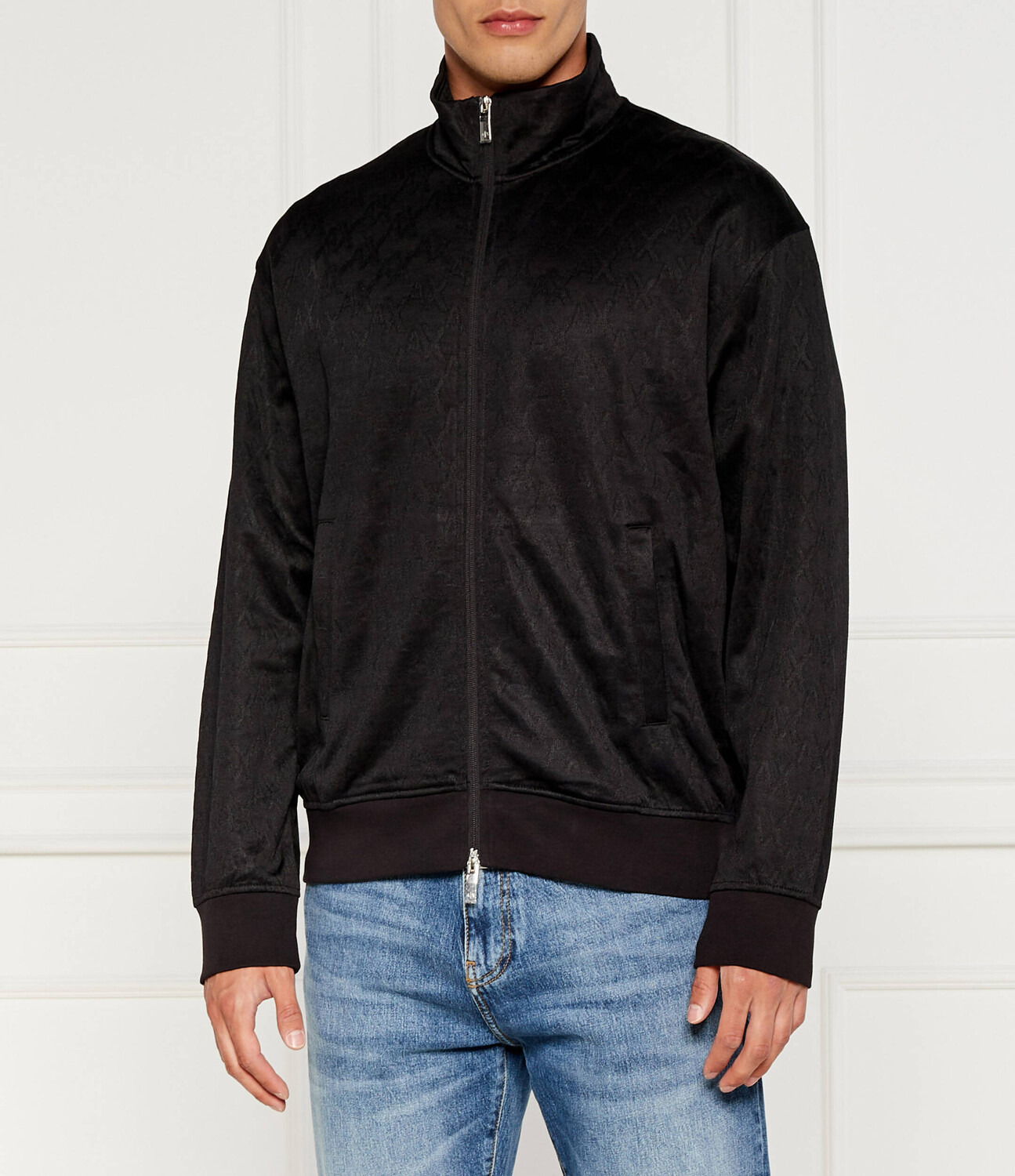 Толстовка Armani Exchange Regular Fit, черный
Толстовка Armani Exchange Regular Fit, черный