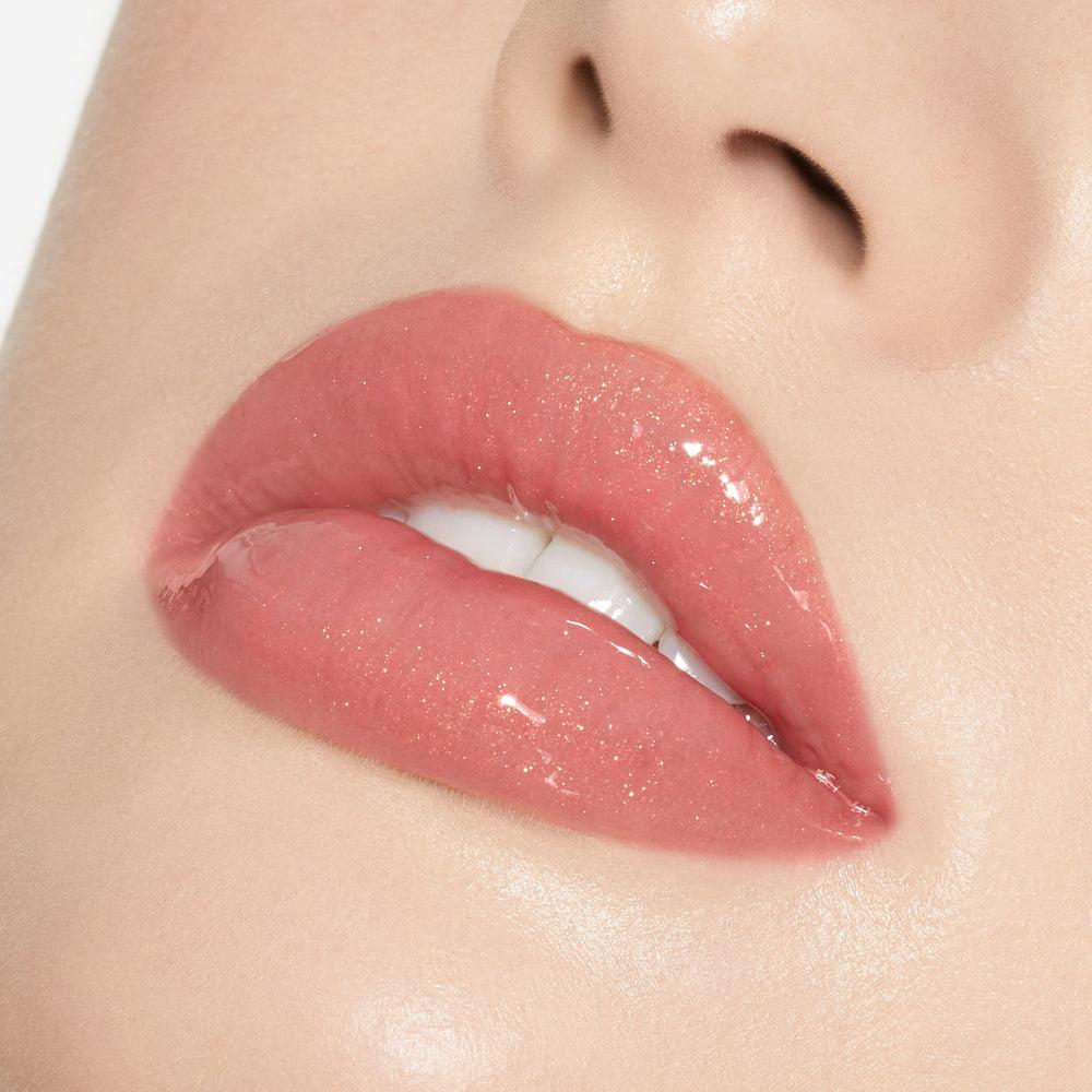 Блеск для губ Kylie Cosmetics High Gloss, watermelon with gold shimmer/slept on
Блеск для губ Kylie Cosmetics High Gloss, watermelon with gold shimmer/slept on