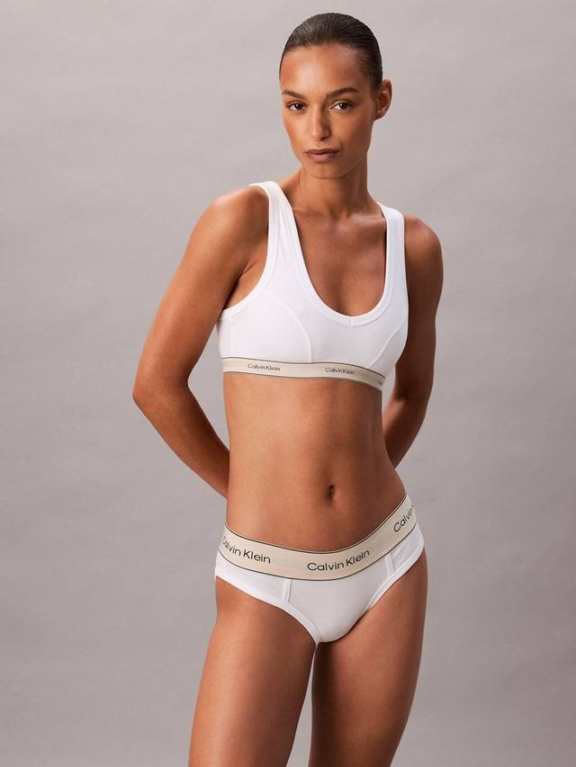 Трусики бикини из хлопка Heritage Calvin Klein, White
Трусики бикини из хлопка Heritage Calvin Klein, White