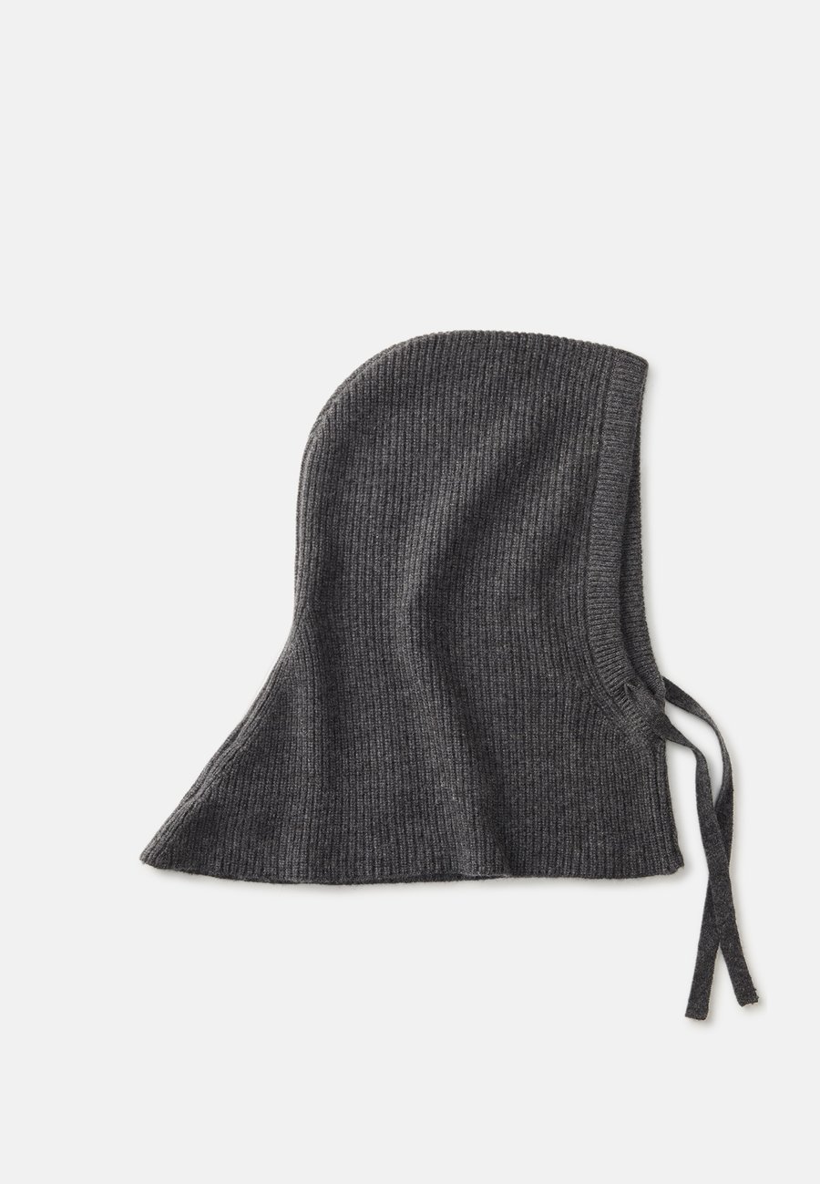Шапка pure cashmere BALACLAVA, Graphite/Grey
Шапка pure cashmere BALACLAVA, Graphite/Grey