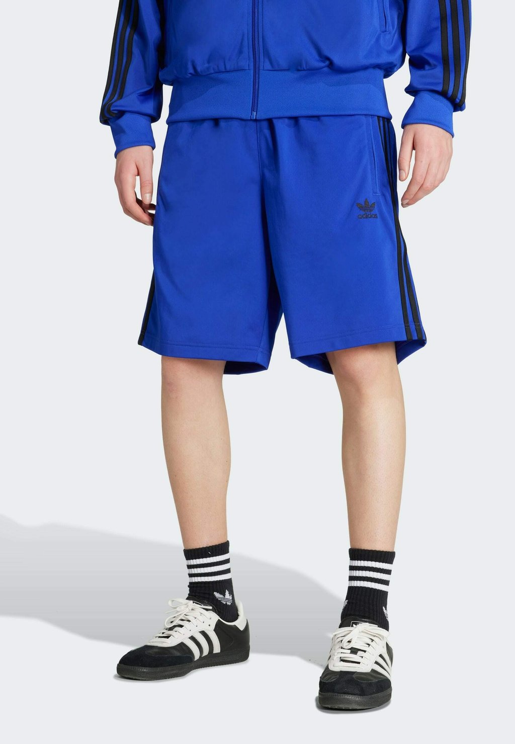 Шорты FIREBIRD - Tracksuit bottoms Adidas Originals, синий
Шорты FIREBIRD - Tracksuit bottoms Adidas Originals, синий