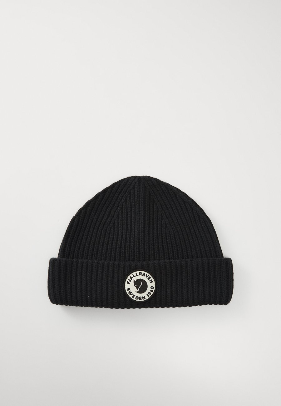 Шапка Fjällräven 1960 LITE LOGO HAT UNISEX, Black
Шапка Fjällräven 1960 LITE LOGO HAT UNISEX, Black