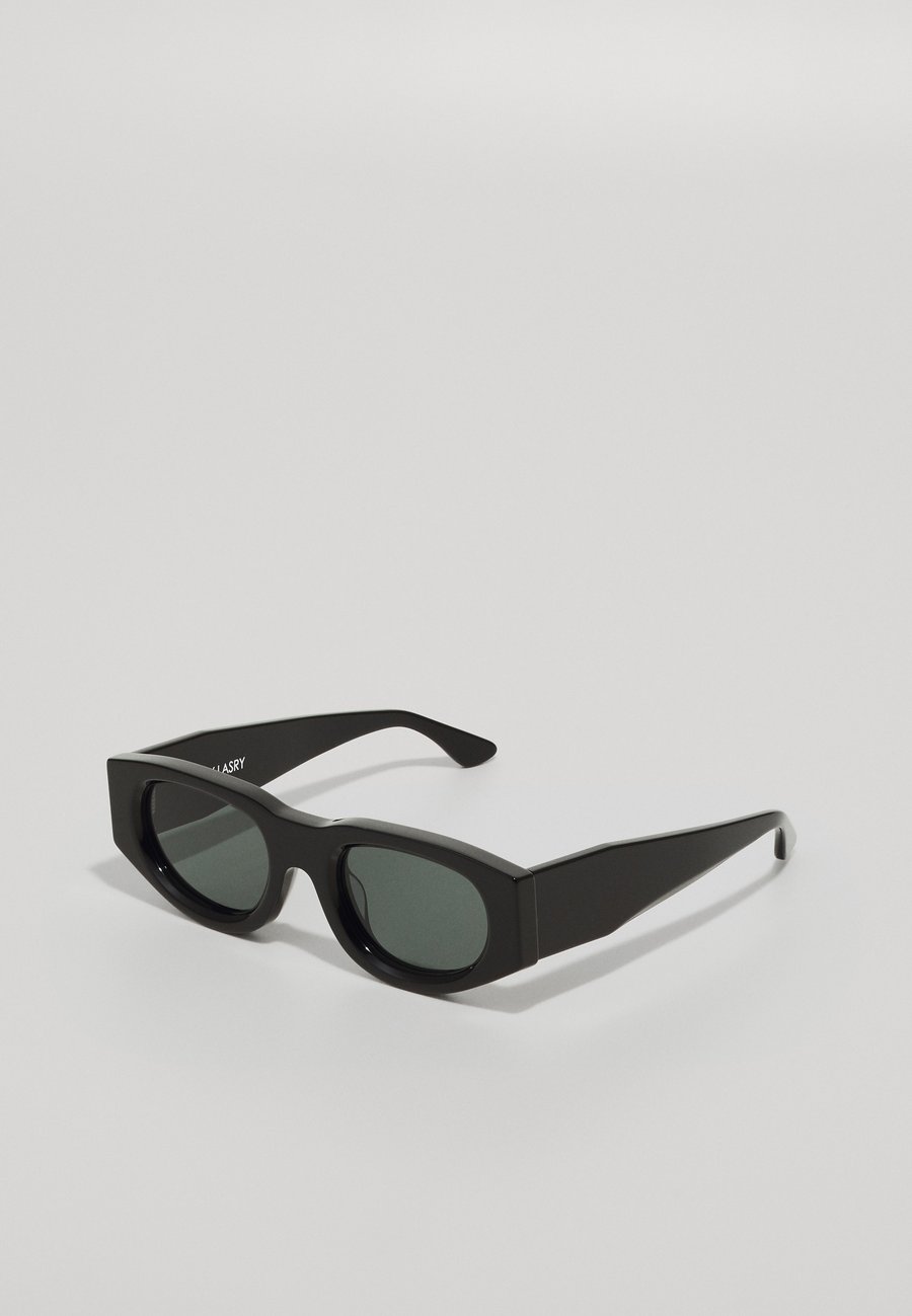 Солнцезащитные очки Thierry Lasry DOPAMY UNISEX, Black
Солнцезащитные очки Thierry Lasry DOPAMY UNISEX, Black