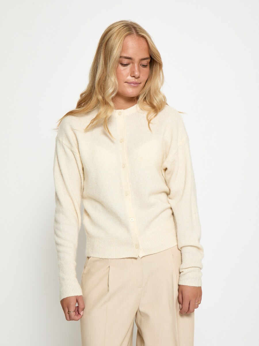 Вязаный кардиган DESIRES Katja, белый
Вязаный кардиган DESIRES Katja, белый