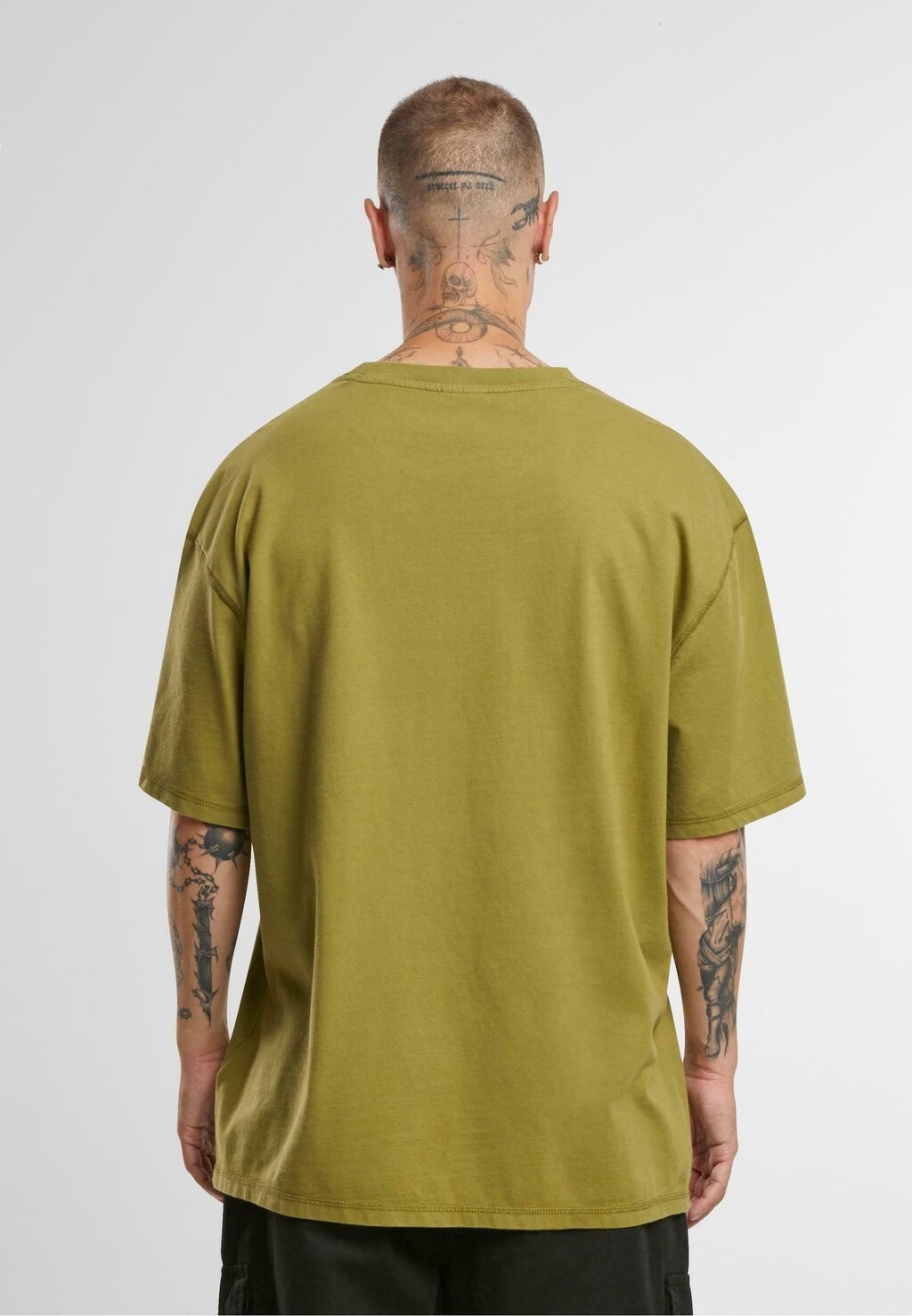 Футболка с принтом RETRO SPRAYED Karl Kani, оливковый
Футболка с принтом RETRO SPRAYED Karl Kani, оливковый