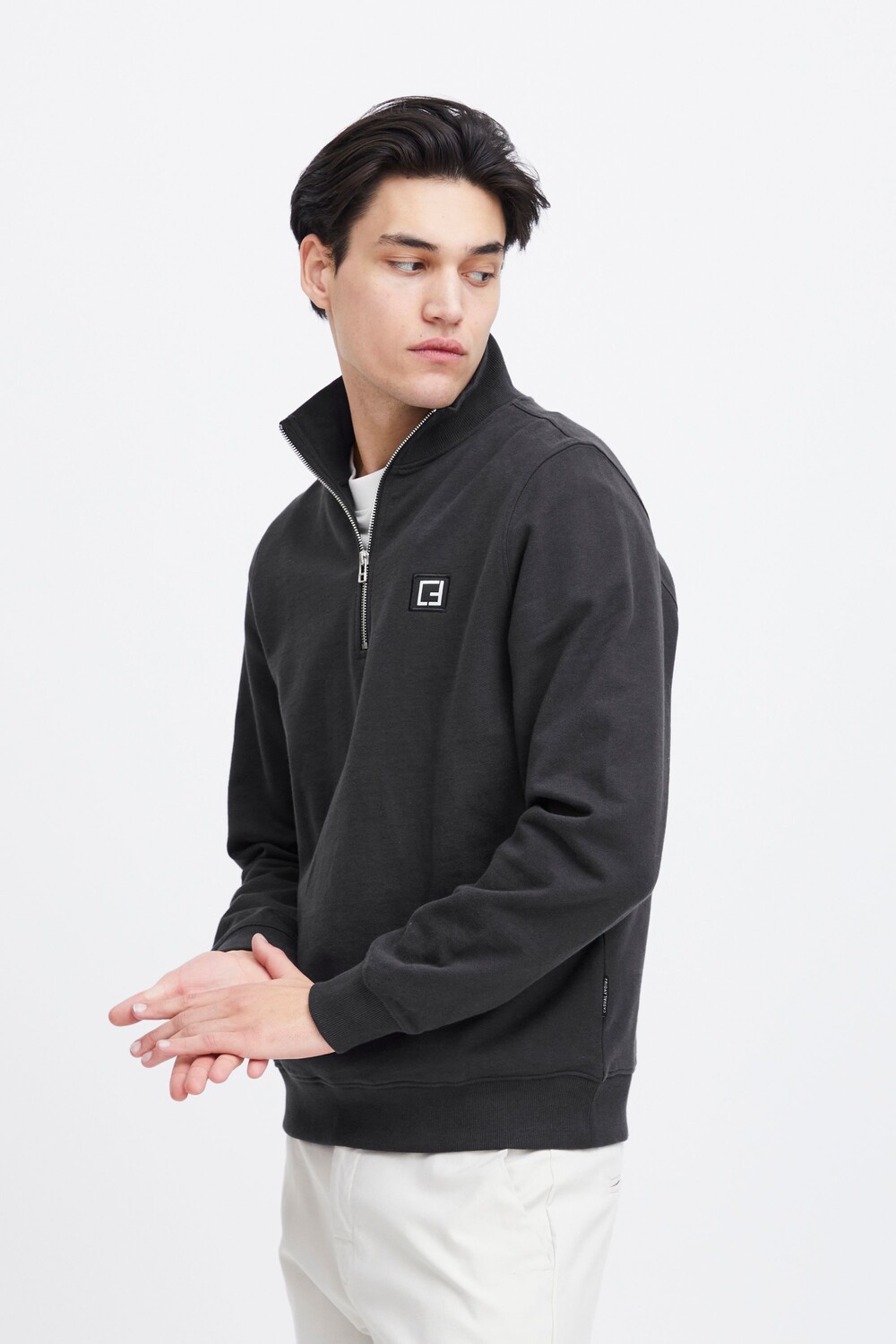 Толстовка CASUAL FRIDAY Troyer in, цвет Troyer in
Толстовка CASUAL FRIDAY Troyer in, цвет Troyer in