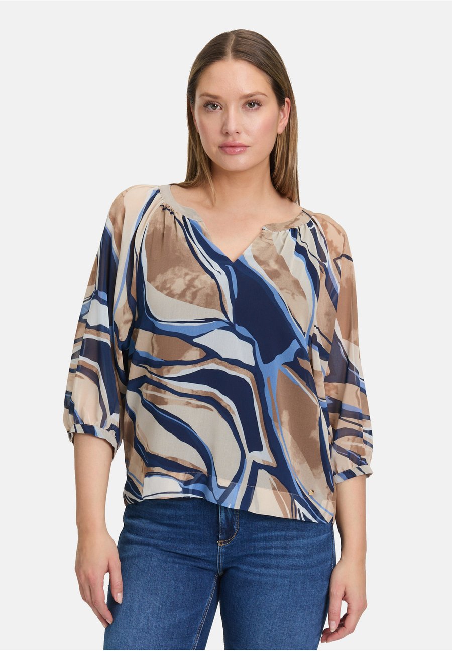 Блуза Betty & Co SCHLUPF MIT PRINT, Nature Blue/Blue
Блуза Betty & Co SCHLUPF MIT PRINT, Nature Blue/Blue