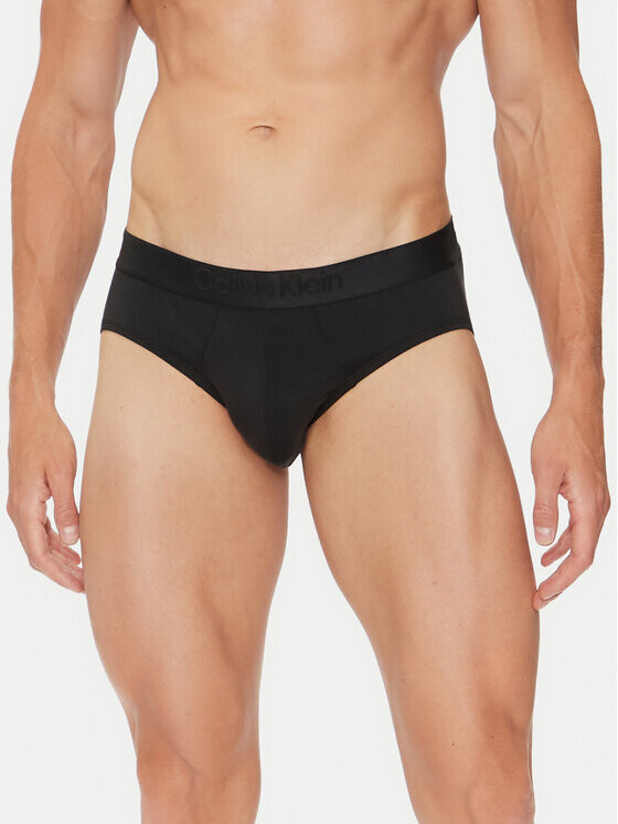 Комплект из 3 трусов Calvin Klein Underwear, черный
Комплект из 3 трусов Calvin Klein Underwear, черный