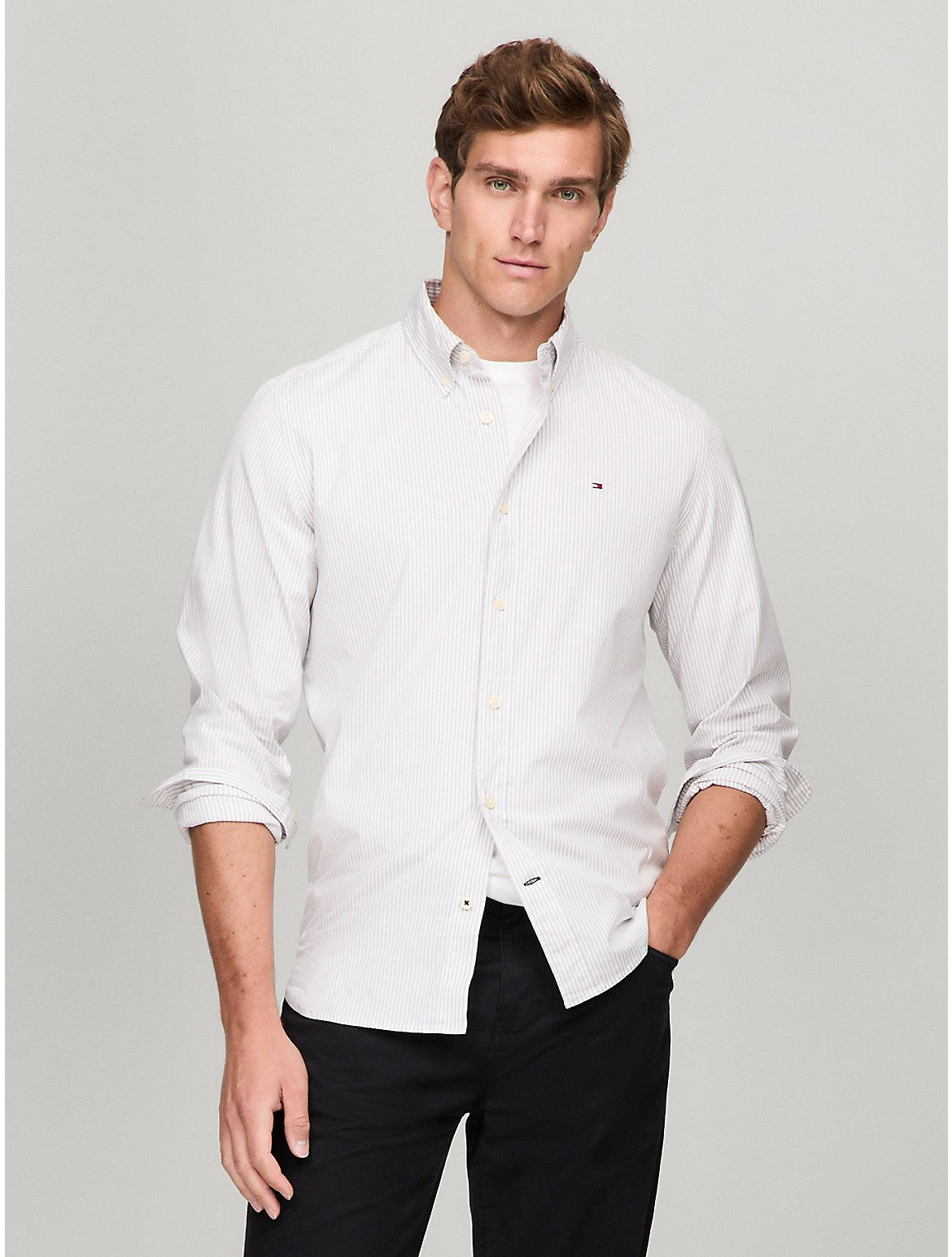 Мужская рубашка Tommy Hilfiger Stripe Stretch Regular Fit Poplin, цвет optic white/chain reaction
Мужская рубашка Tommy Hilfiger Stripe Stretch Regular Fit Poplin, цвет optic white/chain reaction