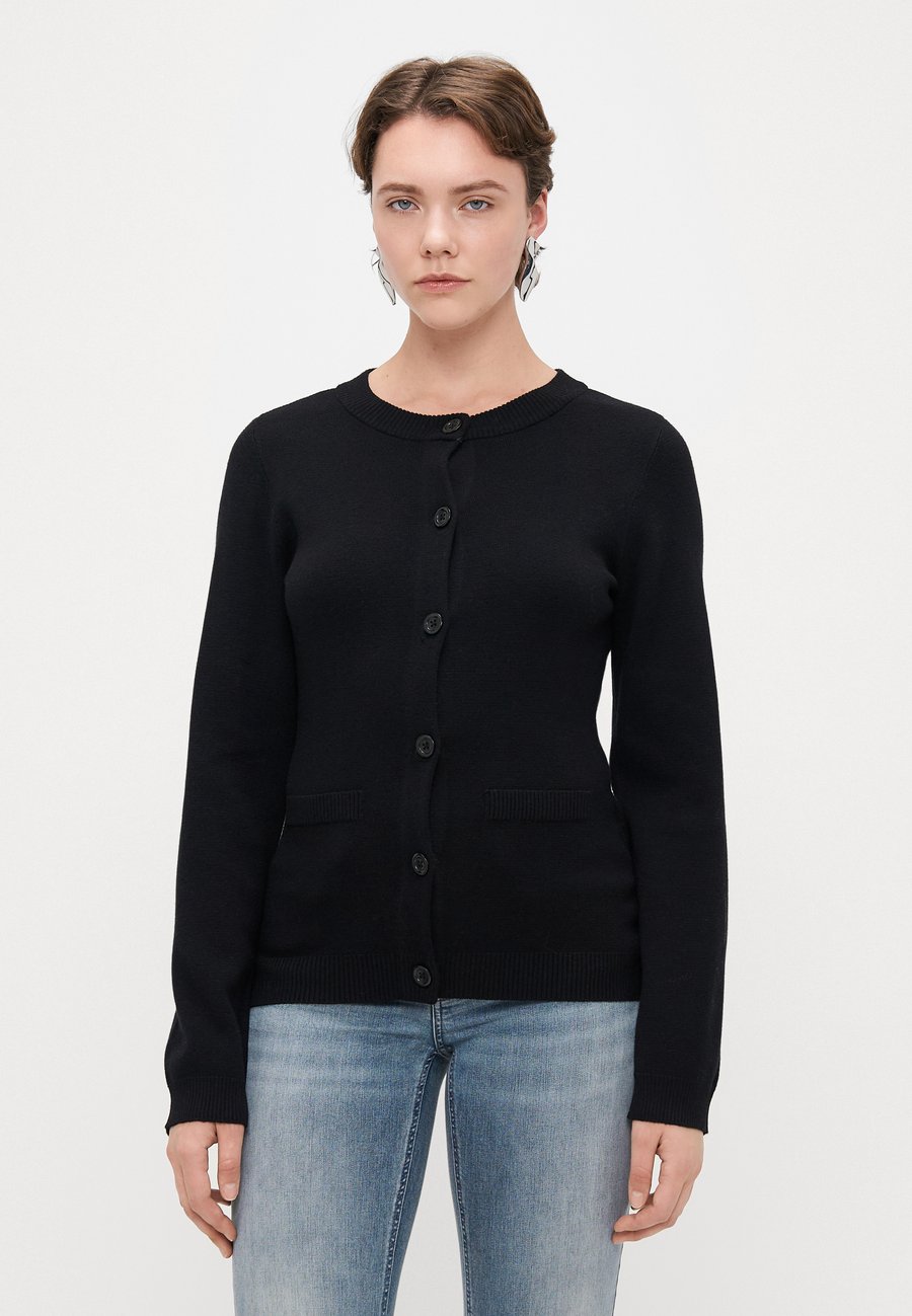 Кардиган ONLY Tall ONLKATIA FITTED O NECK CARDIGAN, Black /Black
Кардиган ONLY Tall ONLKATIA FITTED O NECK CARDIGAN, Black /Black