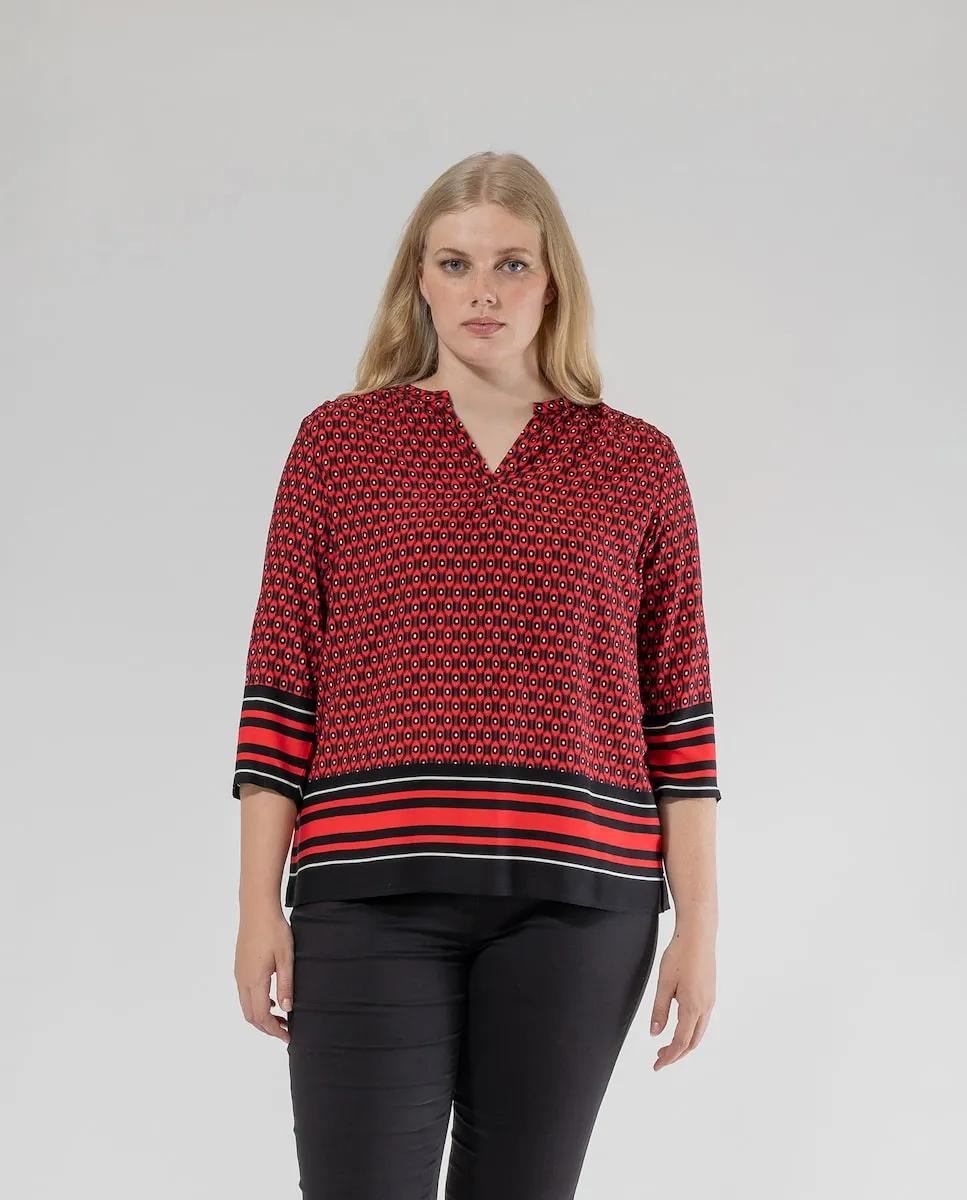 Женская блузка с геометрическим принтом и рукавами три четверти October, красный
Женская блузка с геометрическим принтом и рукавами три четверти October, красный