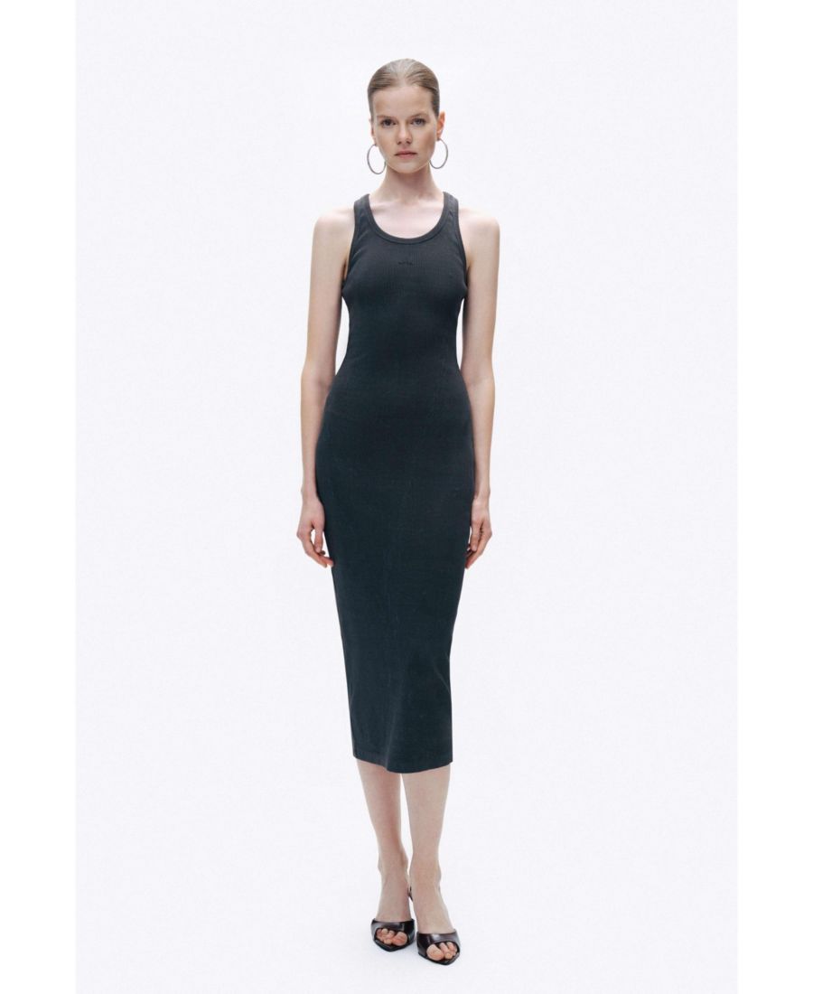 Женское приталенное платье миди NOCTURNE, Anthracite
Женское приталенное платье миди NOCTURNE, Anthracite