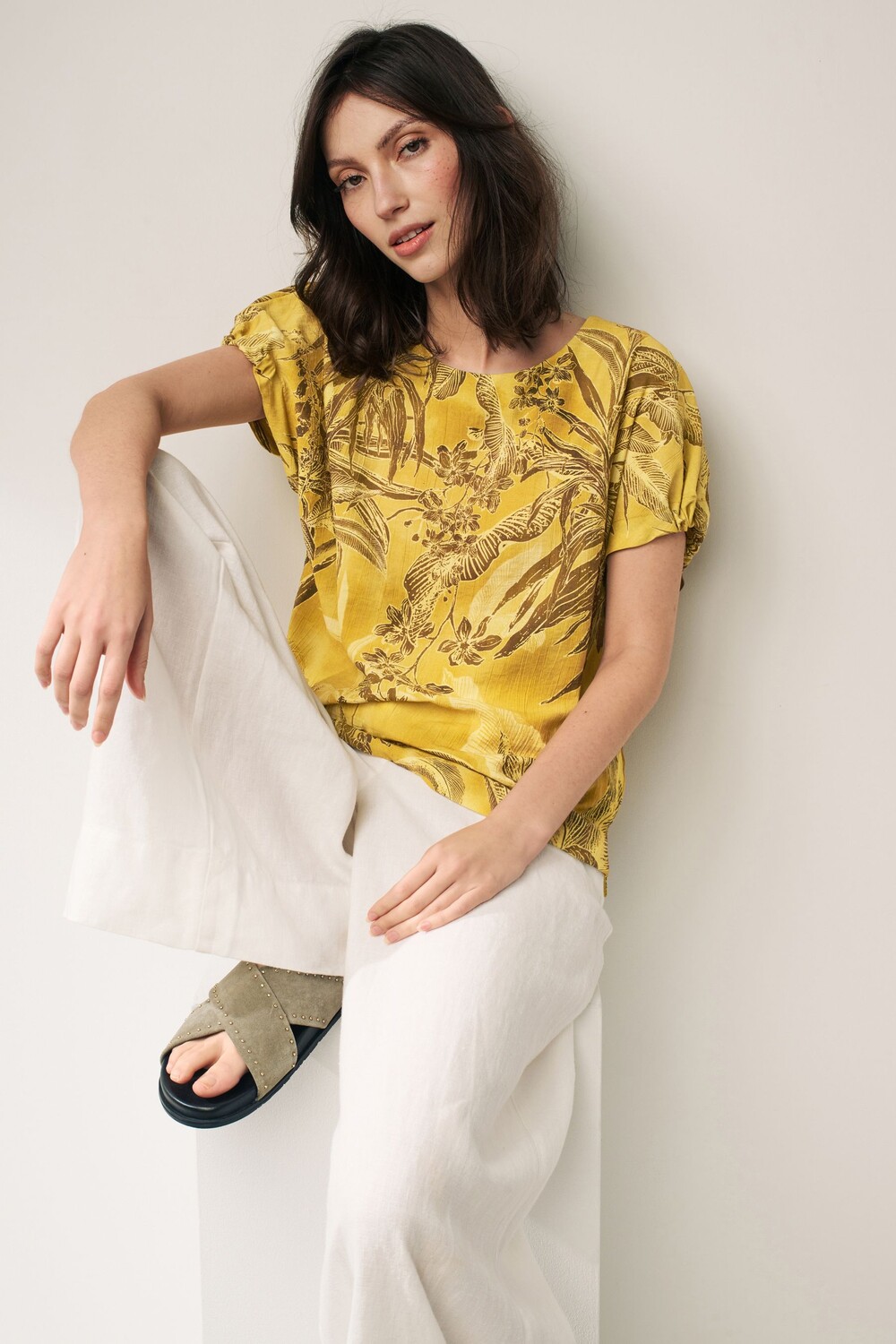 Фактурная футболка с короткими рукавами свободного кроя Next, желтый
Фактурная футболка с короткими рукавами свободного кроя Next, желтый