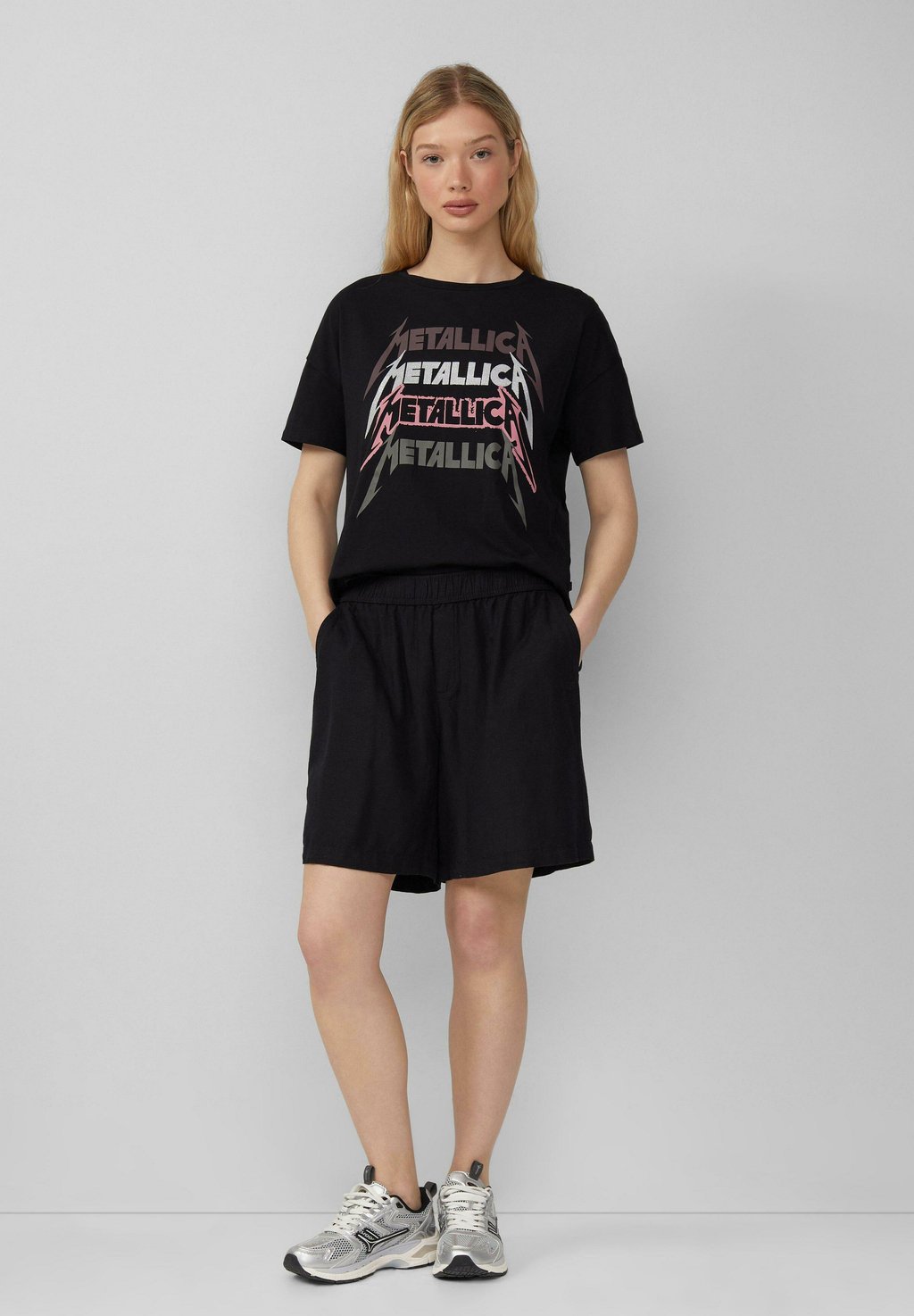 Шорты QS, черный
Шорты QS, черный