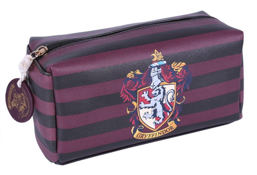 Черно-бордовая косметичка Гарри Поттера sarcia.eu
Черно-бордовая косметичка Гарри Поттера sarcia.eu