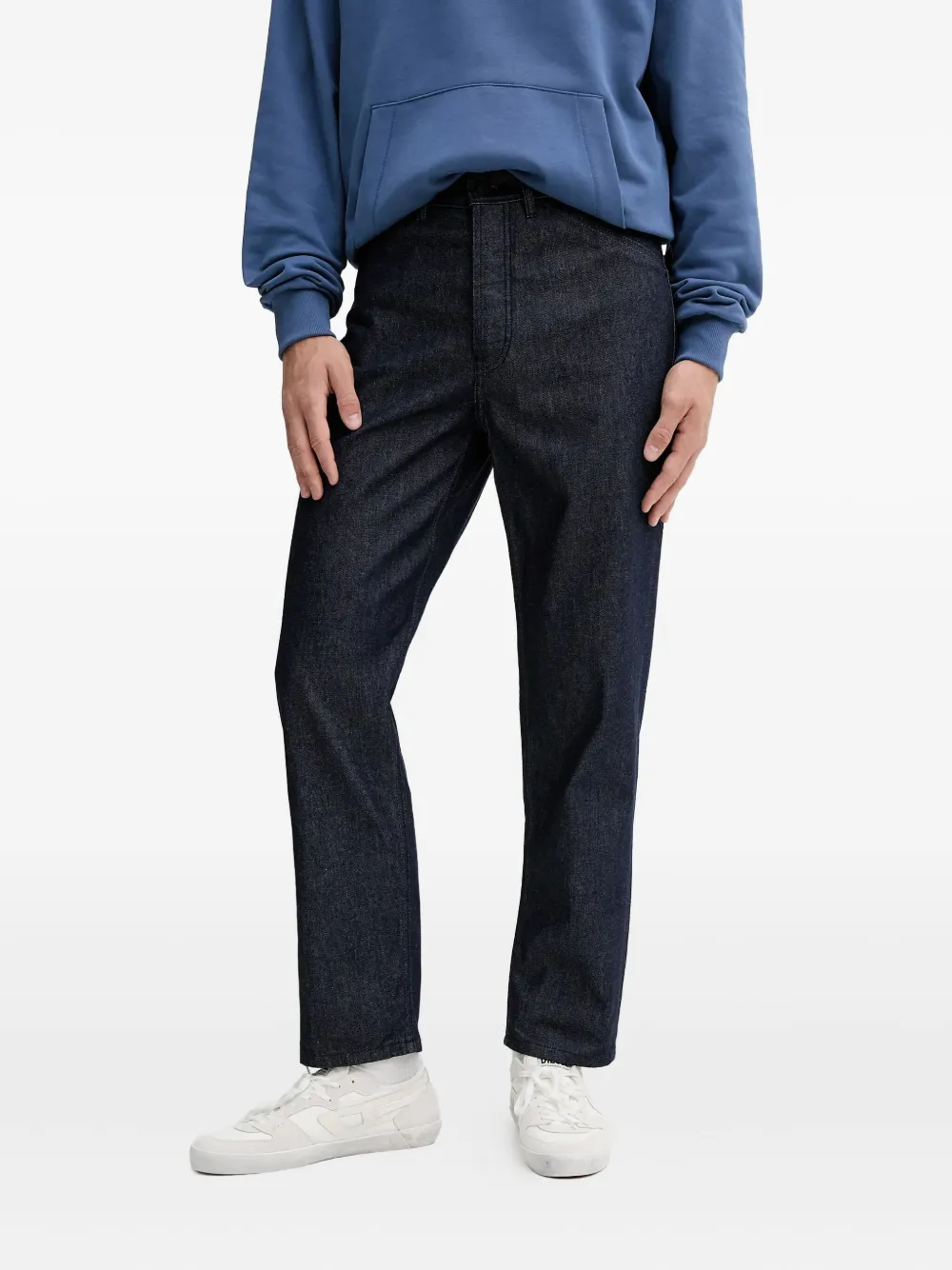 Джинсы с нашивкой-логотипом HUGO, синий
Джинсы с нашивкой-логотипом HUGO, синий