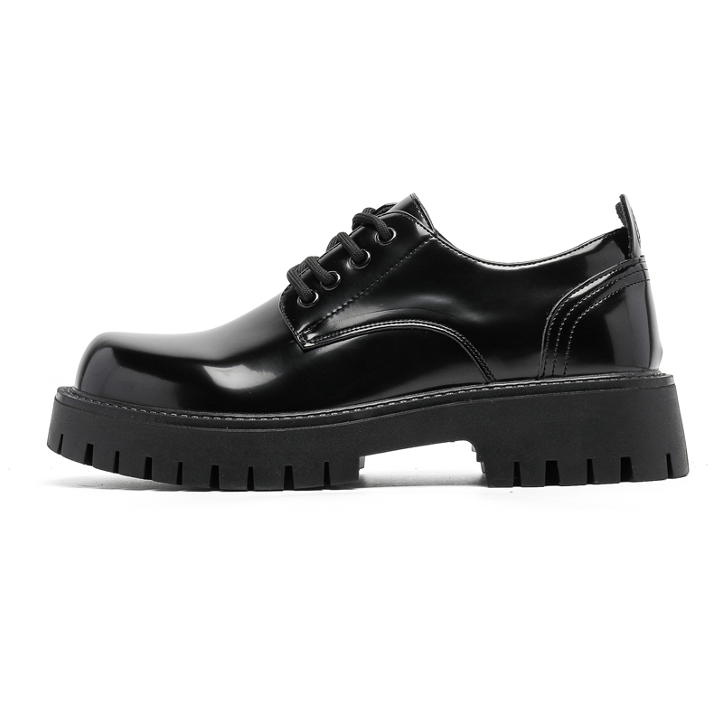 Мужские повседневные туфли Low top MIKE, черный
Мужские повседневные туфли Low top MIKE, черный