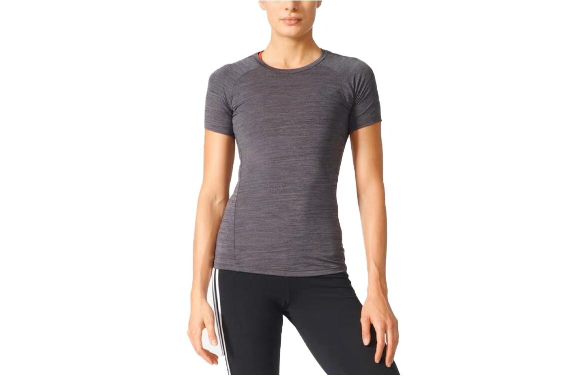 Футболка женская Shadow Grey Adidas
Футболка женская Shadow Grey Adidas