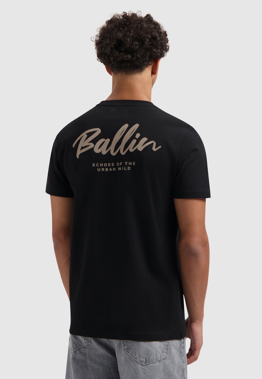 Футболка Ballin REGULAR FIT CREWNECK, Black
Футболка Ballin REGULAR FIT CREWNECK, Black