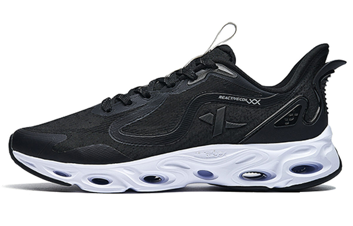 Кроссовки мужские низкие черные Xtep
Кроссовки мужские низкие черные Xtep