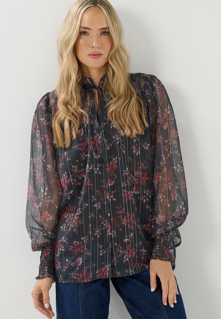 Блуза Long Tall Sally FLORAL FRILL NECK , Navy/Dark Blue
Блуза Long Tall Sally FLORAL FRILL NECK , Navy/Dark Blue
