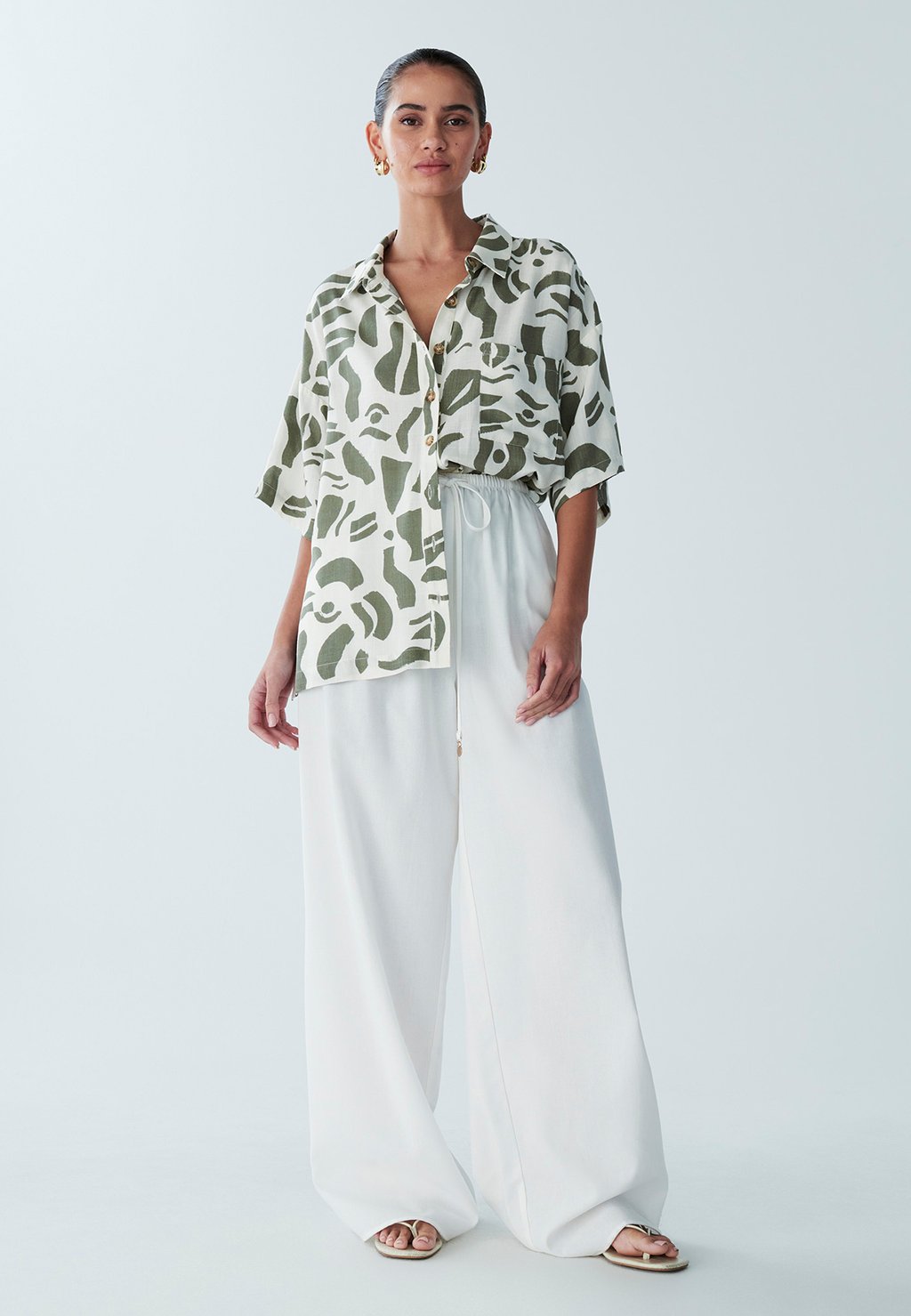 Блузка на пуговицах KADY ST MRLO, зеленый
Блузка на пуговицах KADY ST MRLO, зеленый