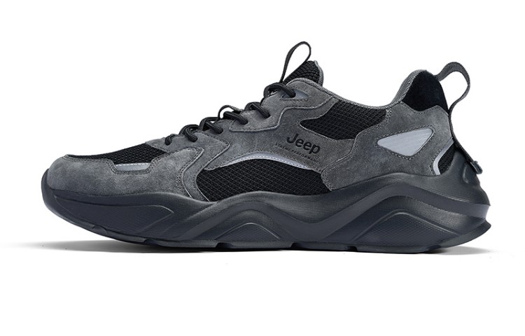 Низкие повседневные туфли мужские серые Jeep
Низкие повседневные туфли мужские серые Jeep