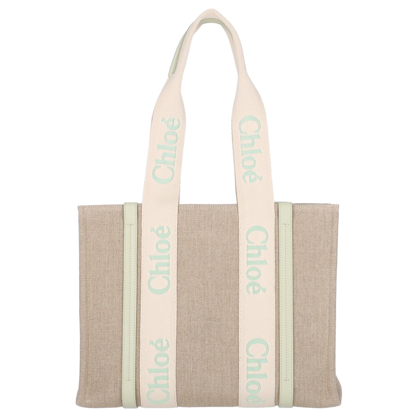 Средняя сумка-тоут Woody Chloé, basic set (bag+dust bag)
Средняя сумка-тоут Woody Chloé, basic set (bag+dust bag)