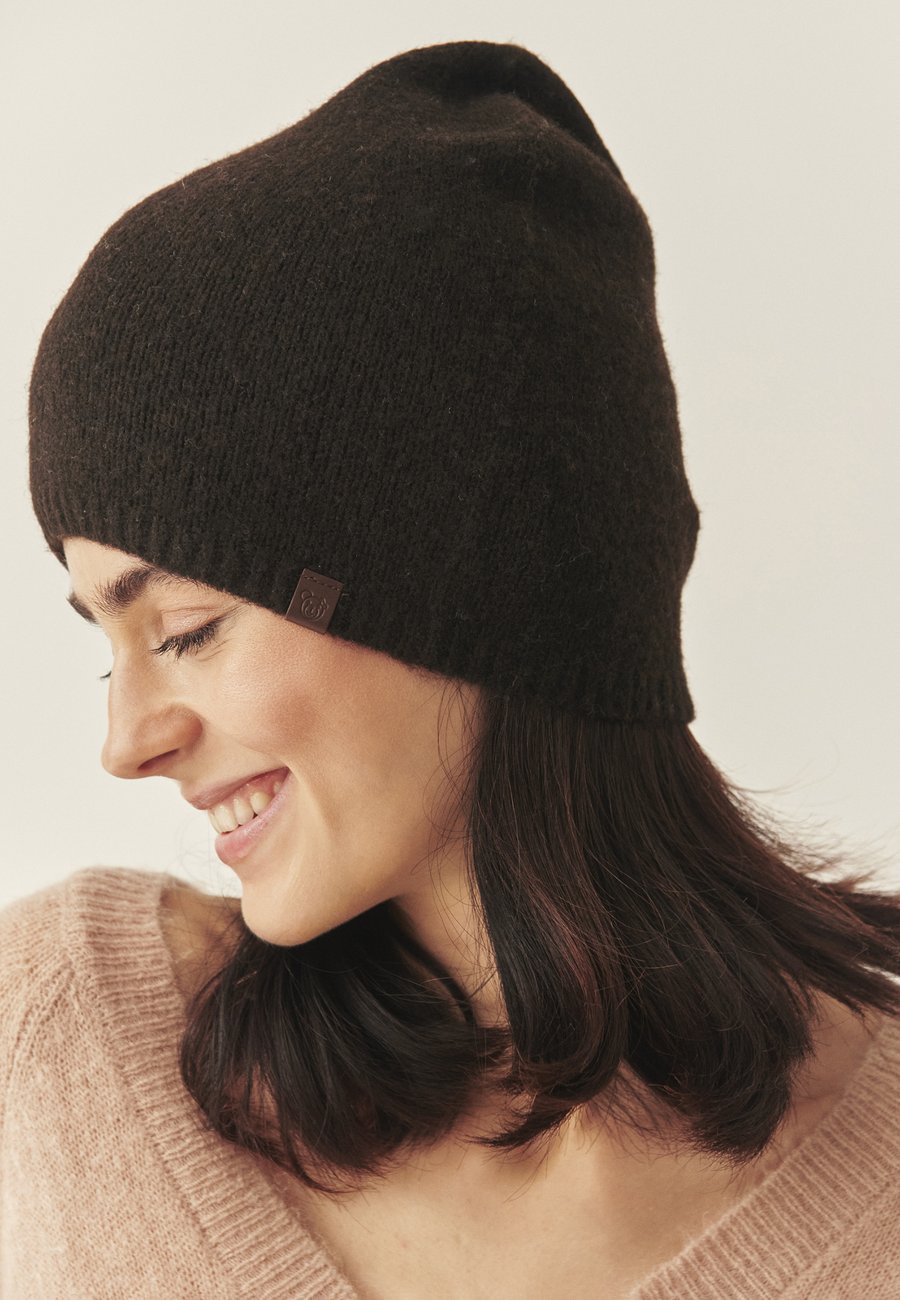 Шапка TATUUM Beanie, Tobacco/Brown
Шапка TATUUM Beanie, Tobacco/Brown