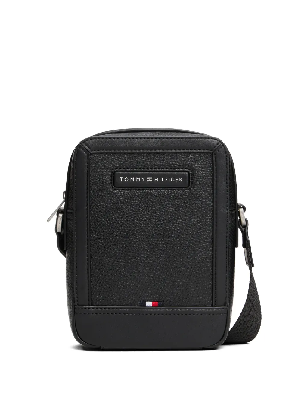 Сумка-мессенджер с логотипной пластиной Tommy Hilfiger, черный
Сумка-мессенджер с логотипной пластиной Tommy Hilfiger, черный