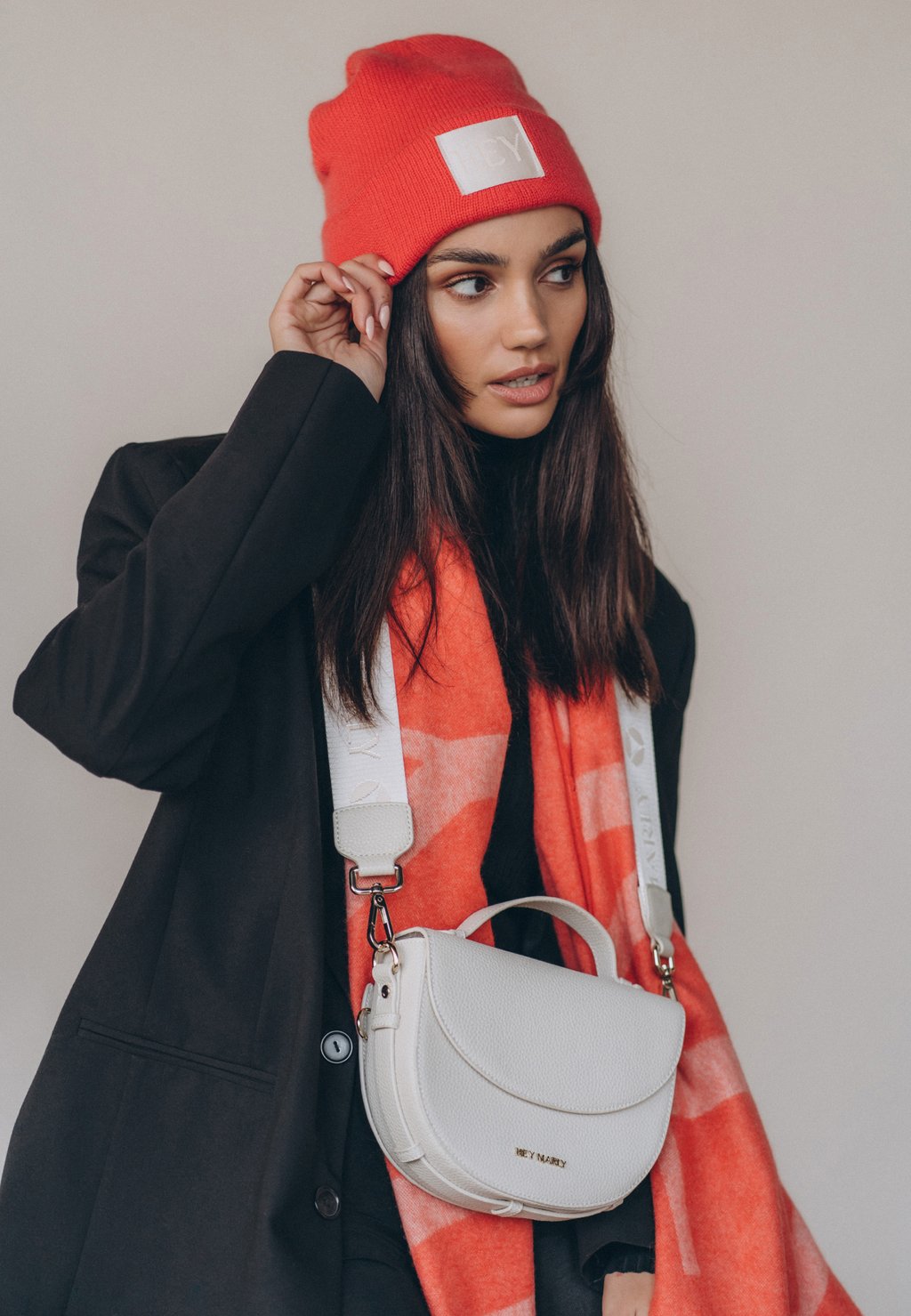 Шарф SIGNATURE Hey Marly, коралловый
Шарф SIGNATURE Hey Marly, коралловый