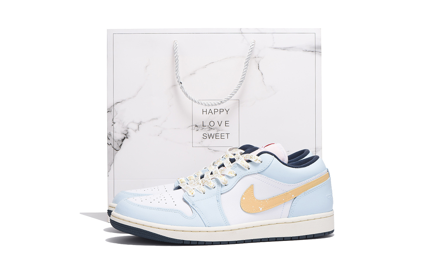 Jordan Баскетбольные кроссовки Air 1 с антискользящим и износостойким покрытием, низкие, винтажные, мужские, небесно-голубые
Jordan Баскетбольные кроссовки Air 1 с антискользящим и износостойким покрытием, низкие, винтажные, мужские, небесно-голубые