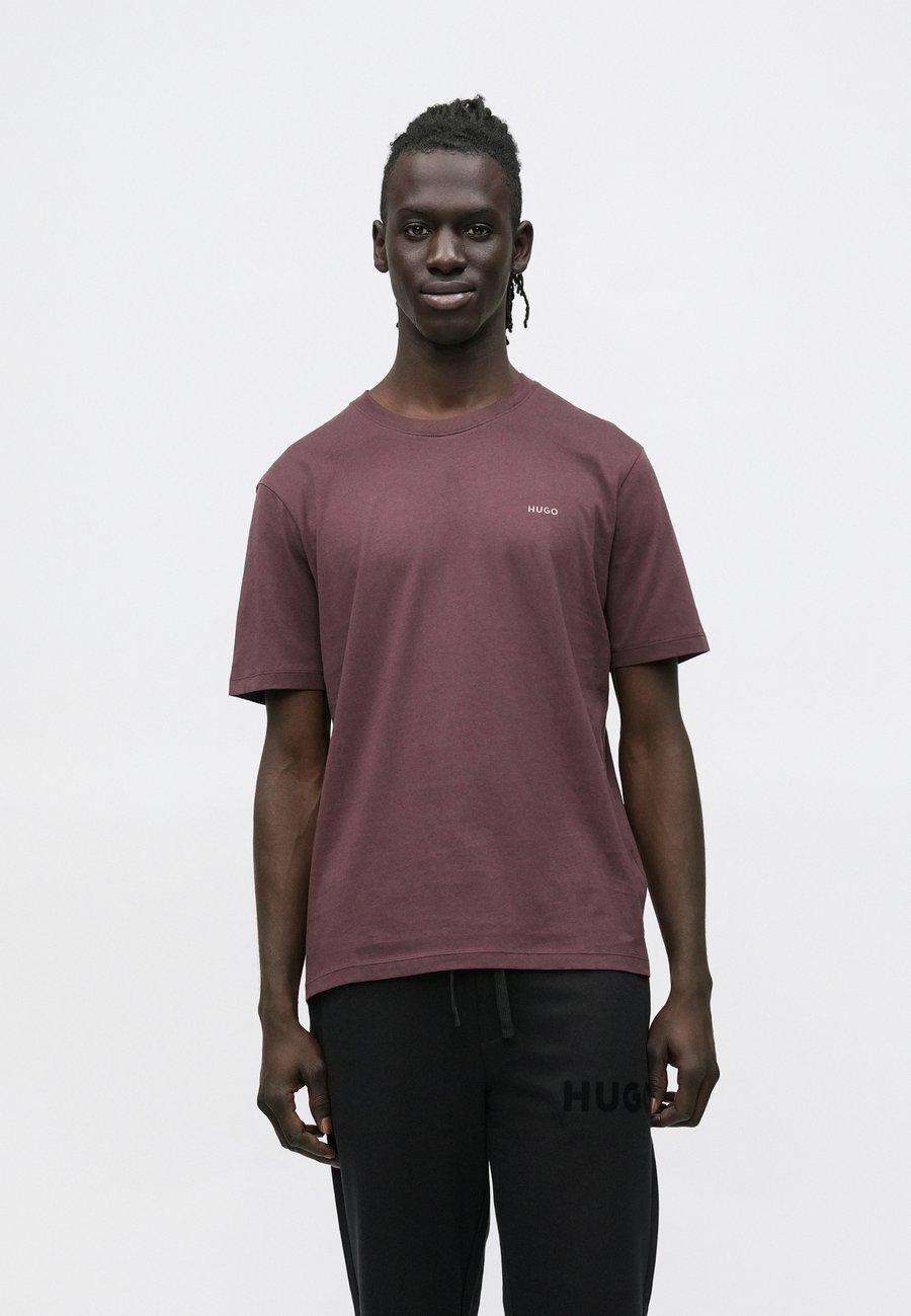 Футболка HUGO DERO, Open Brown/Brown, Коричневый, Футболка HUGO DERO, Open Brown/Brown
Футболка HUGO DERO, Open Brown/Brown, Коричневый, Футболка HUGO DERO, Open Brown/Brown