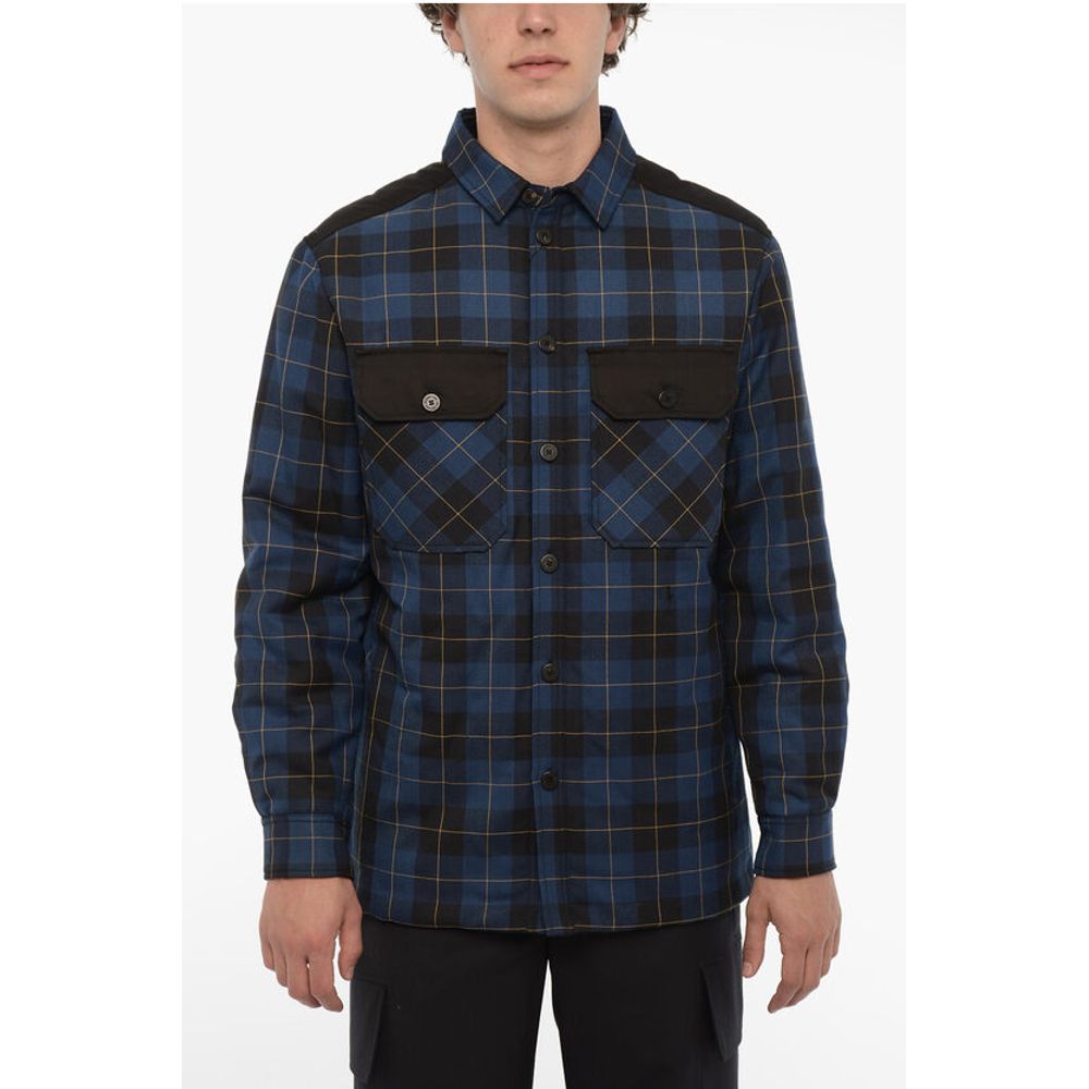 Двухцветные куртки и пальто из полиамида Neil Barrett, Bicolor
Двухцветные куртки и пальто из полиамида Neil Barrett, Bicolor