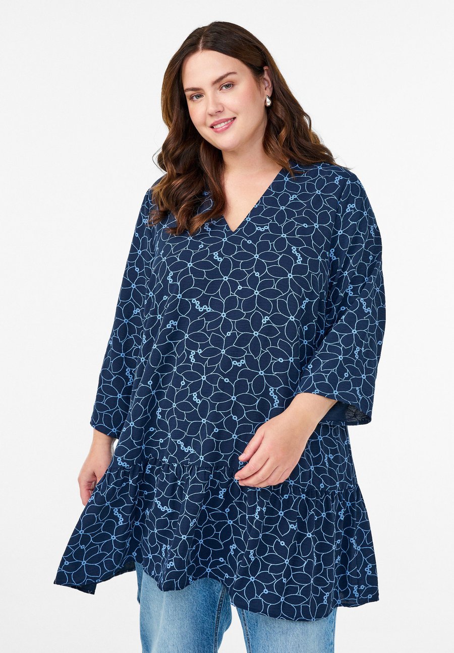 Блуза Zizzi 3/4-ÄRMELN, Navy B W Open Air/Dark Blue
Блуза Zizzi 3/4-ÄRMELN, Navy B W Open Air/Dark Blue